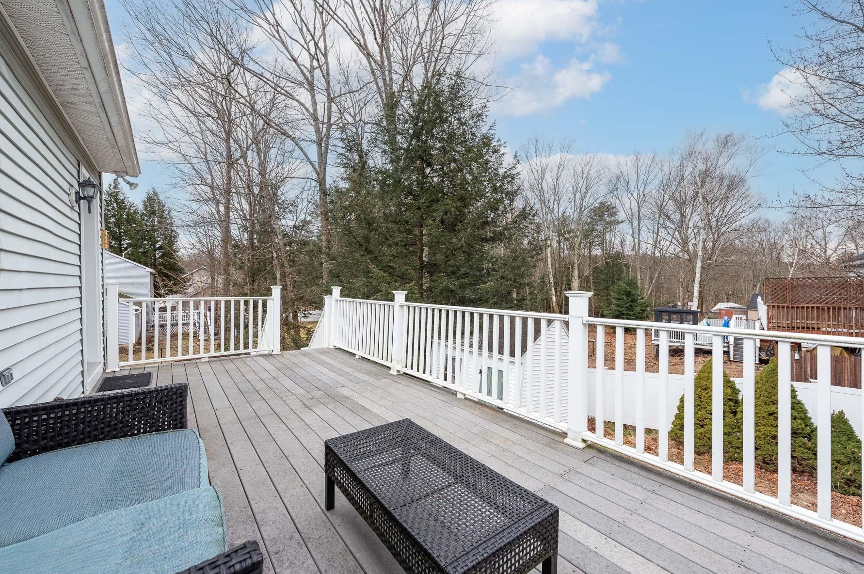 1 Alder Creek Ln, Rochester NH  03867-1707 exterior