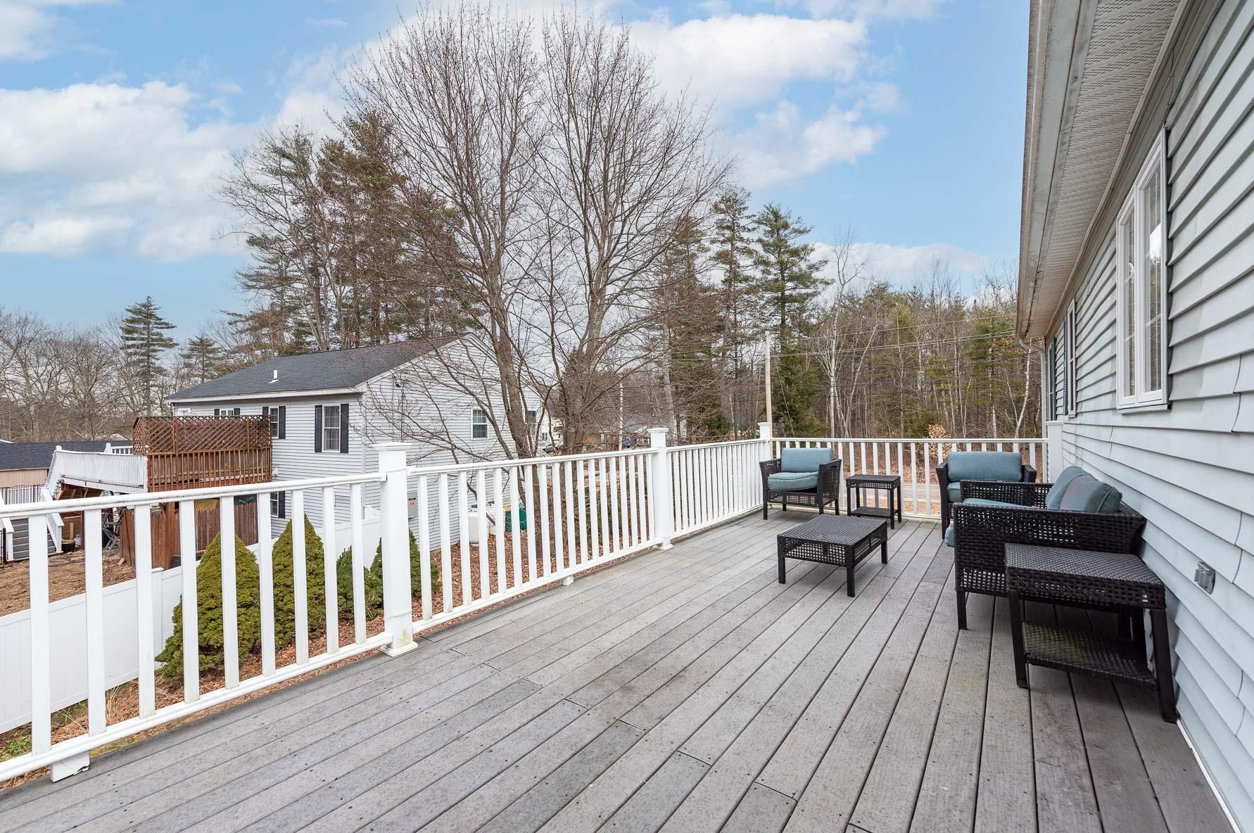 1 Alder Creek Ln, Rochester NH  03867-1707 exterior