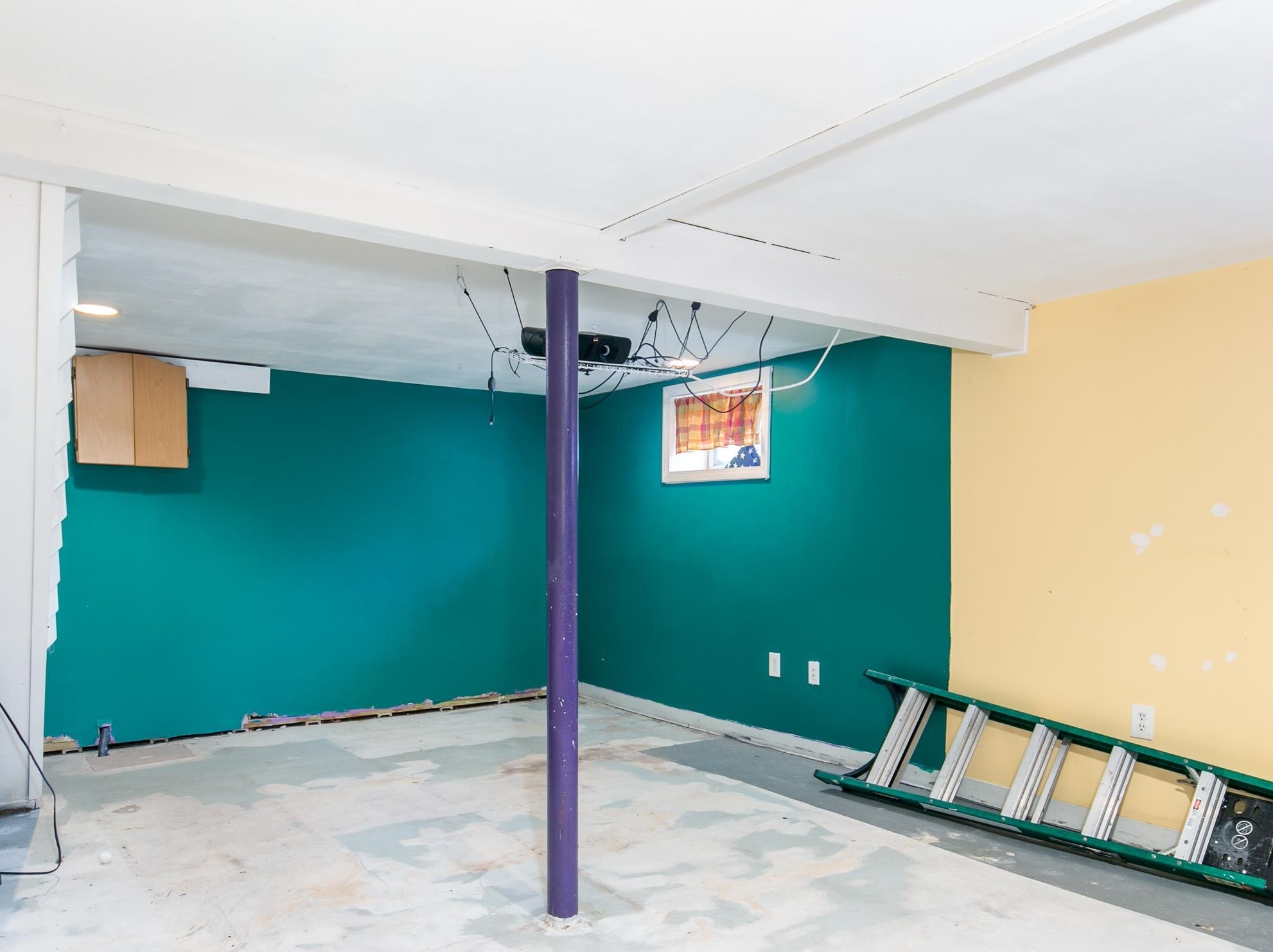 14 Linwood Ave, Salem NH  03079-3807 exterior