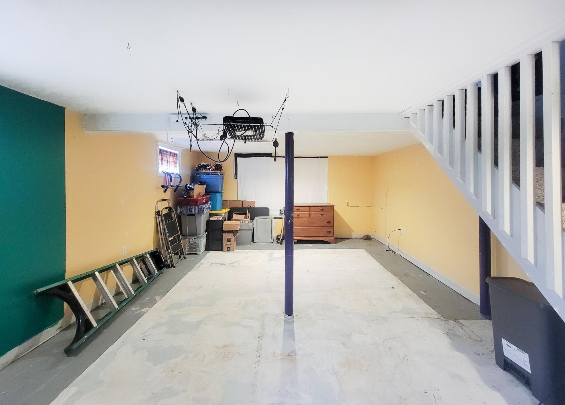 14 Linwood Ave, Salem NH  03079-3807 exterior