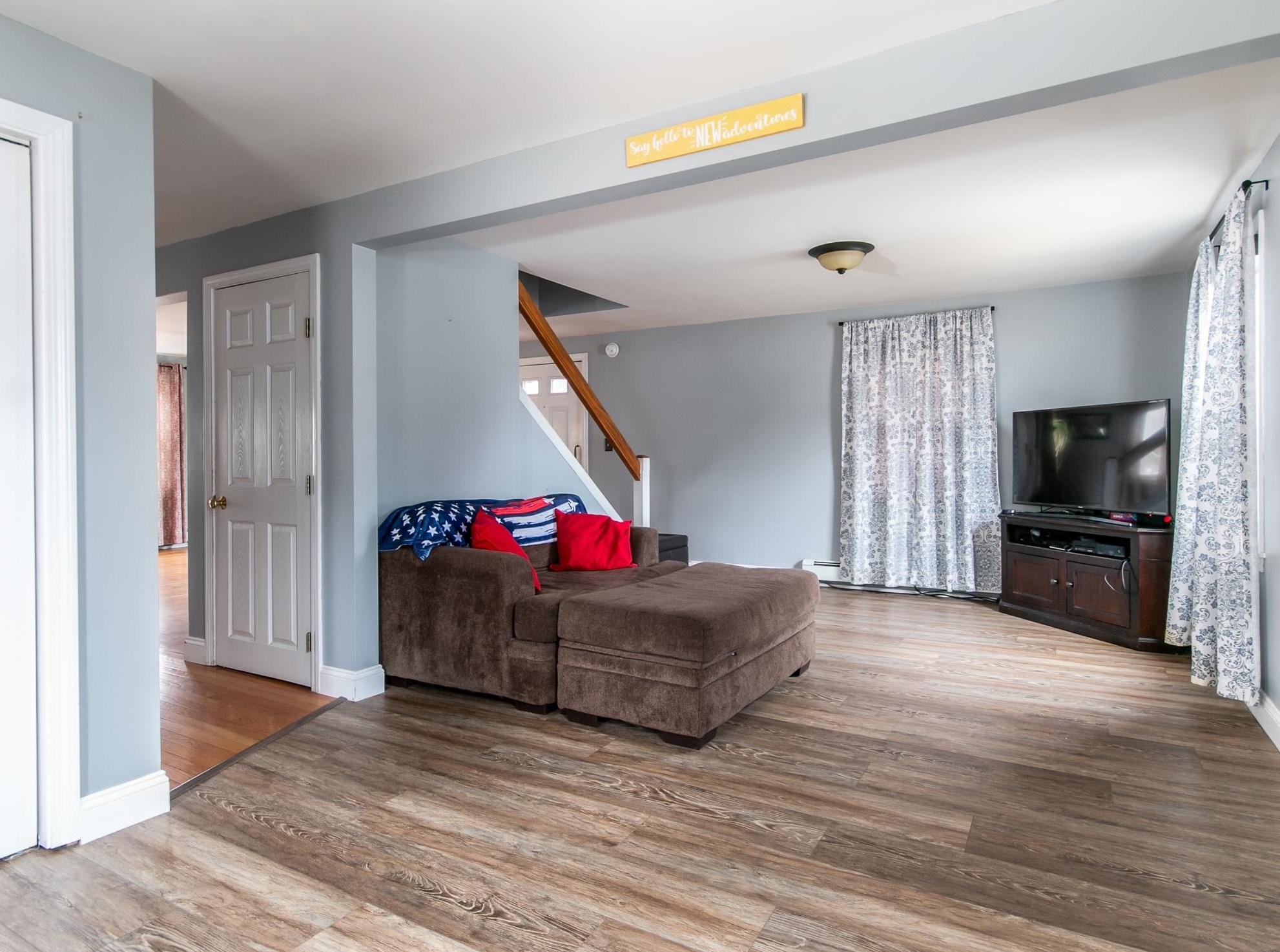 14 Linwood Ave, Salem NH  03079-3807 exterior