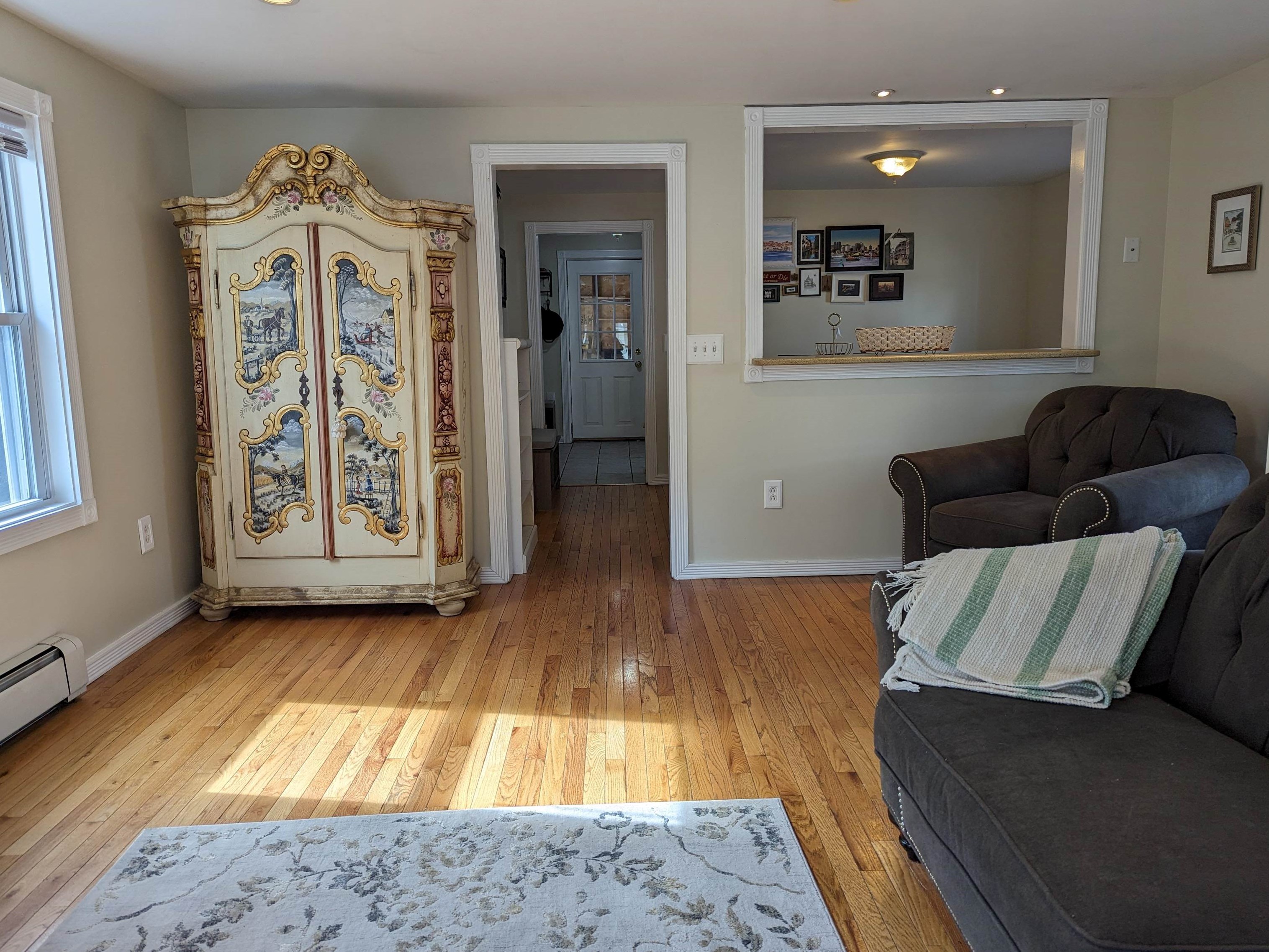 36 Ashland St, Manchester NH  03104-5111 exterior