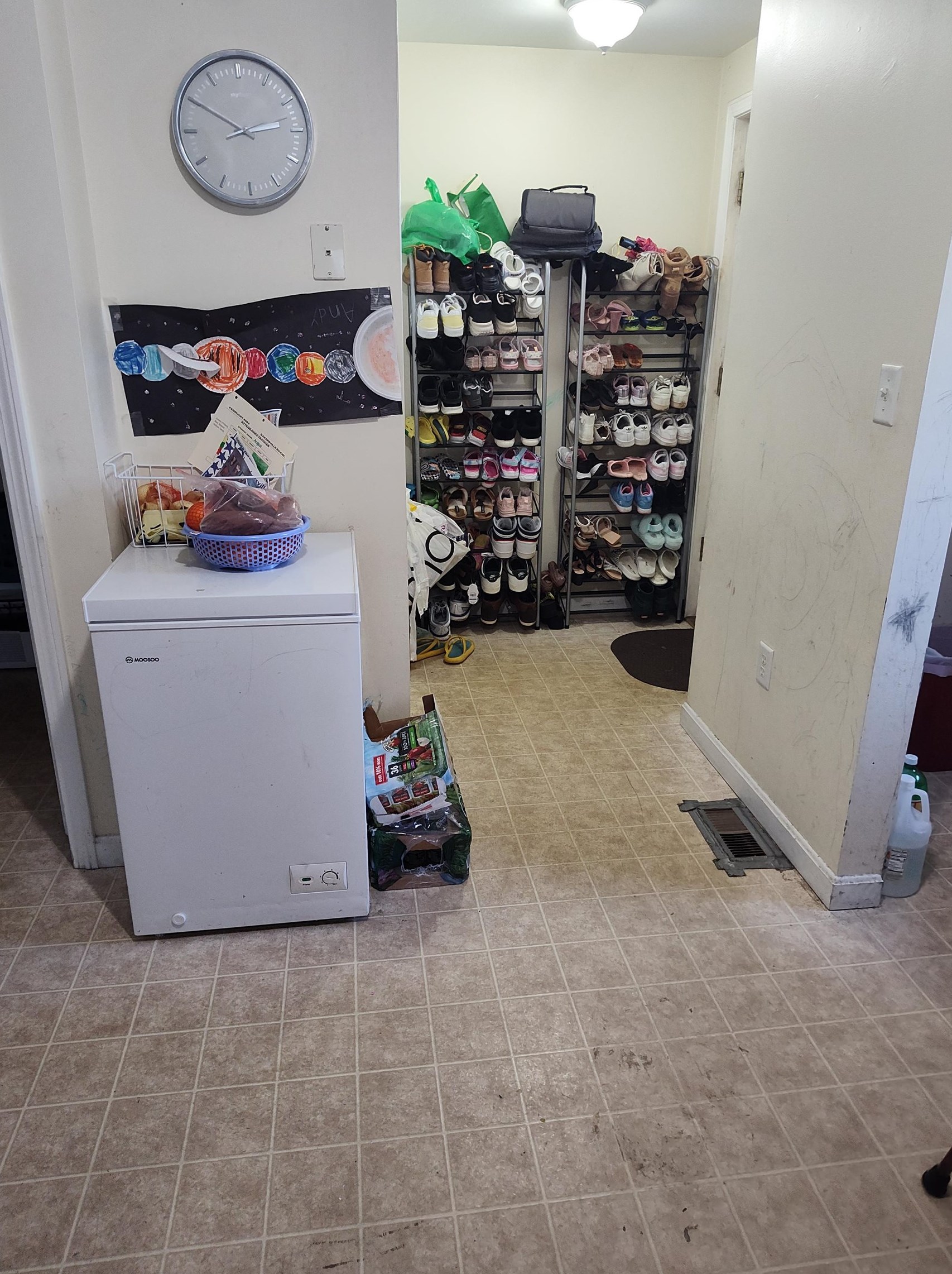 218 Pne St, Manchester NH 03103-5331 exterior