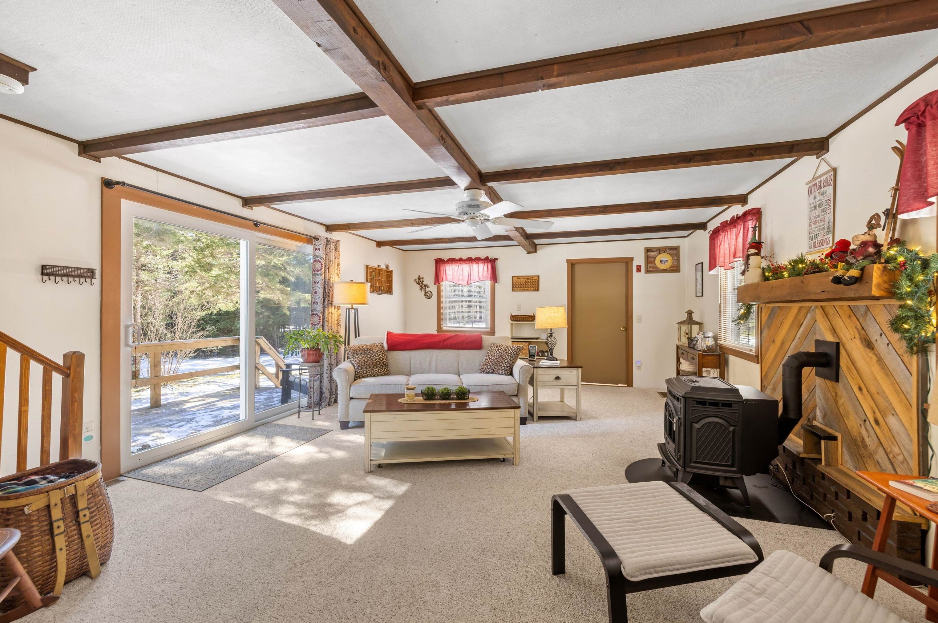 11 Orris Rd, Ellsworth NH  03285-6840 exterior
