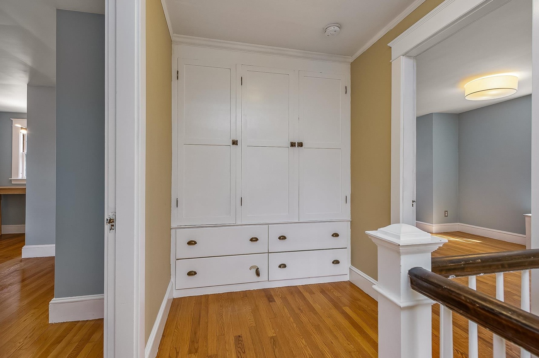 5 Longmeadow Rd, Dover NH  03820-4210 exterior