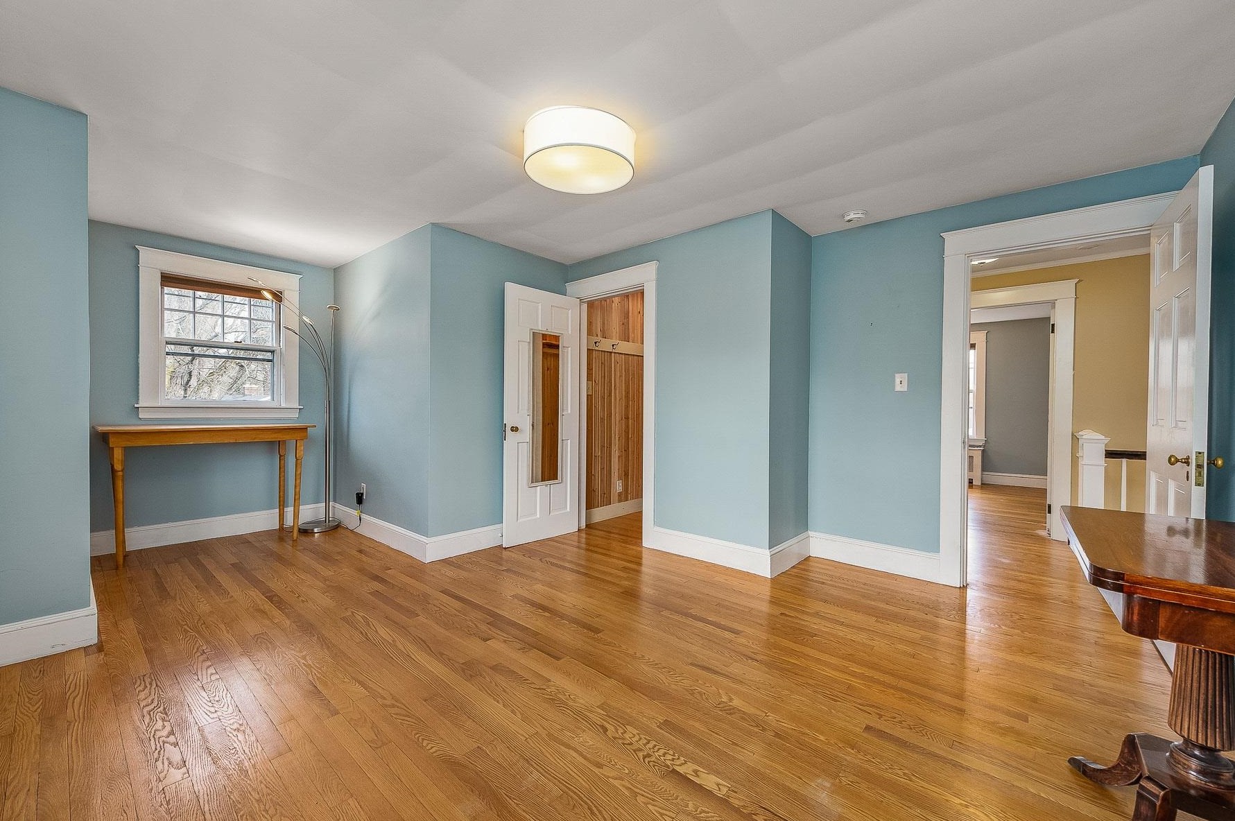 5 Longmeadow Rd, Dover NH  03820-4210 exterior