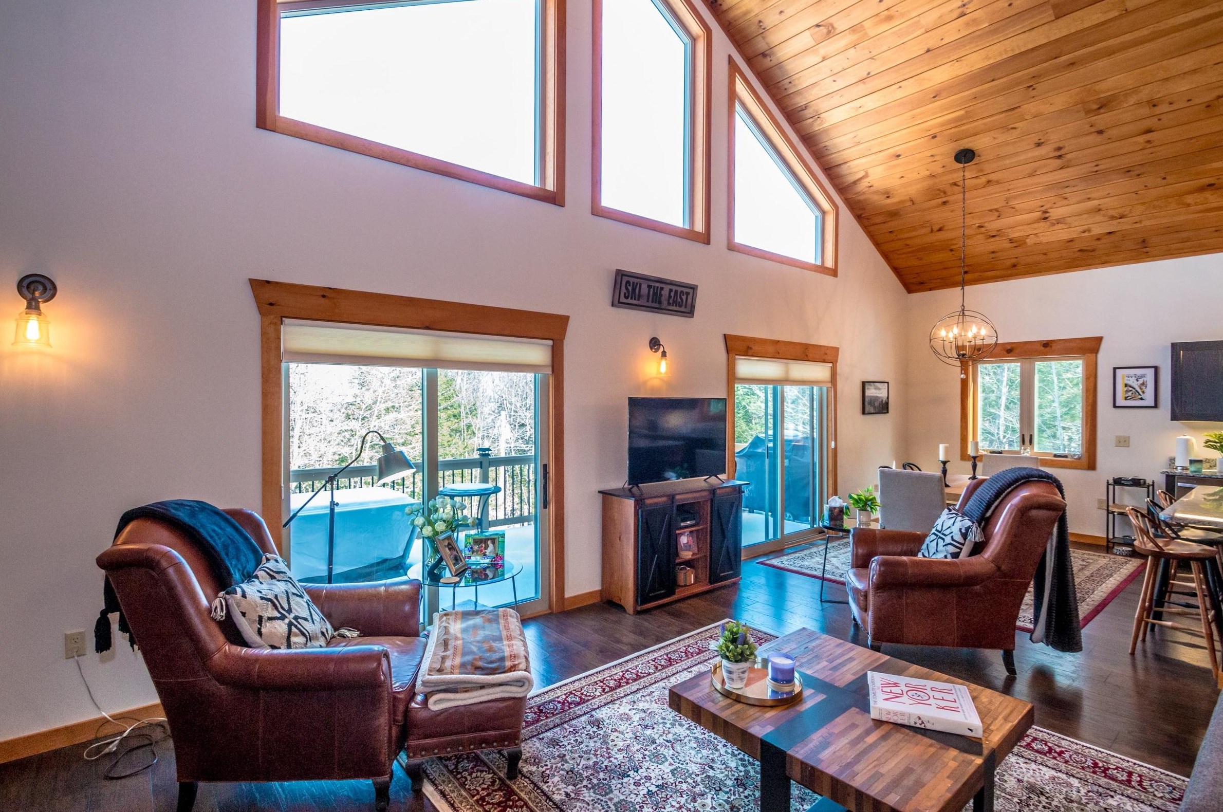 144 Gotzens Rd, Conway NH  03818-4300 exterior