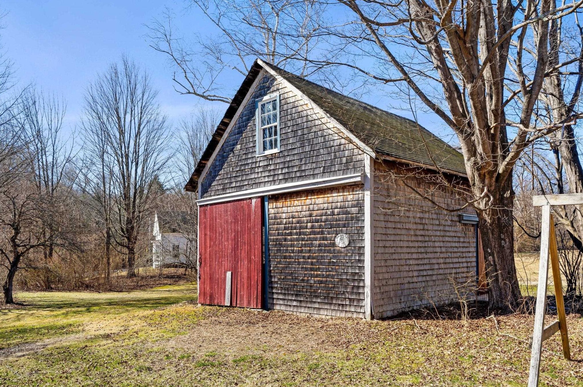 38 Main St, Newton NH  03858-3304 exterior