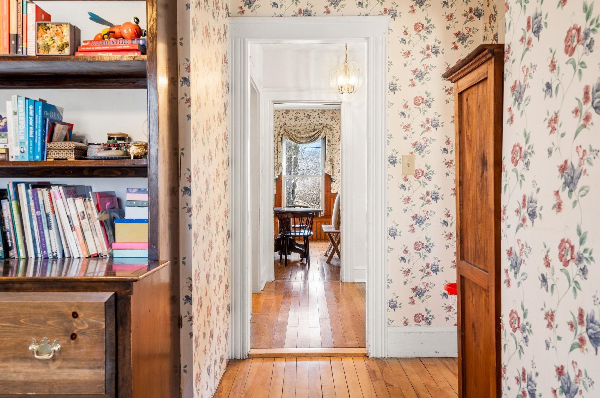 38 Main St, Newton NH  03858-3304 exterior