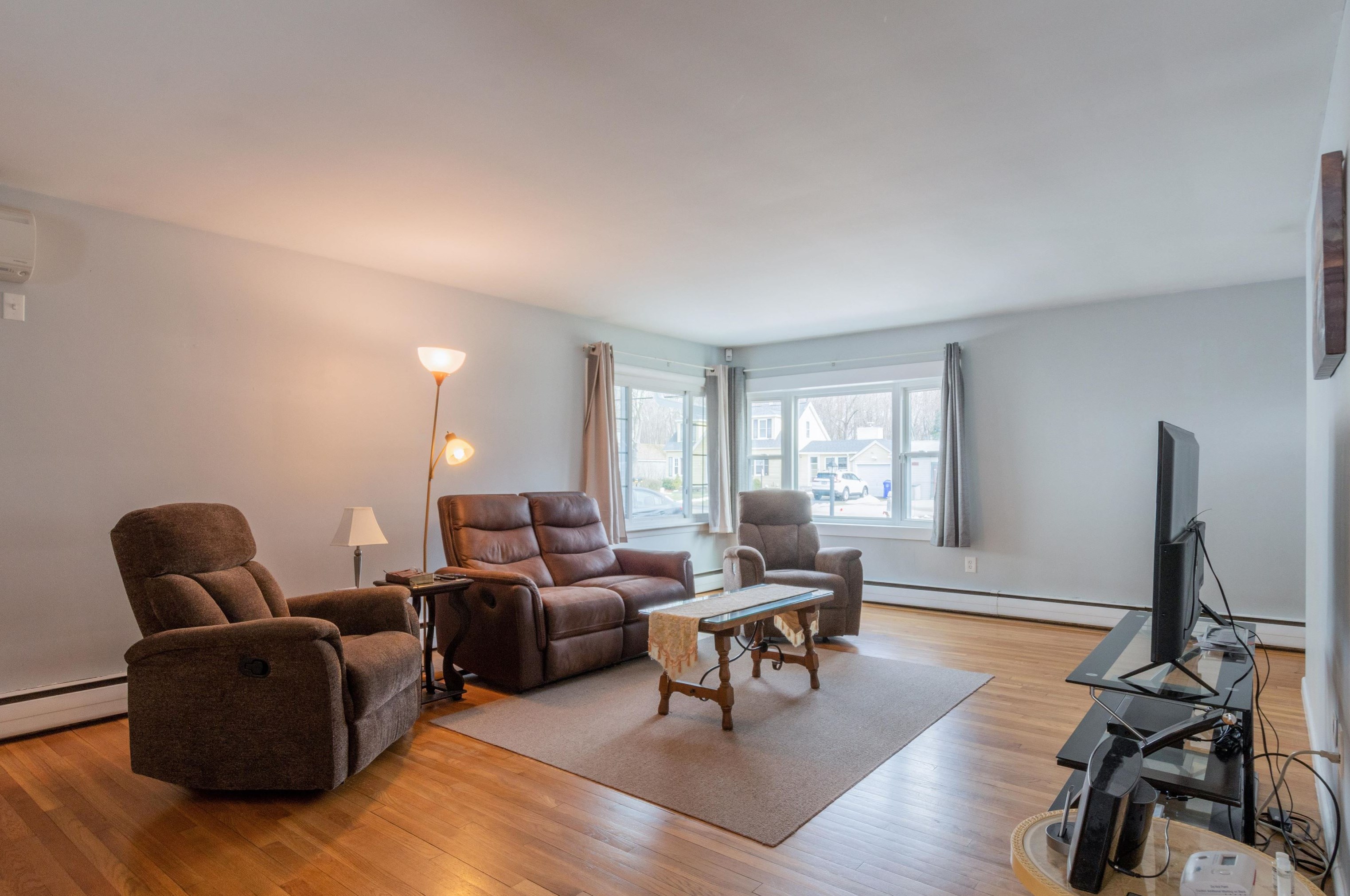 131 Huse Rd, Manchester NH  03103-3000 exterior