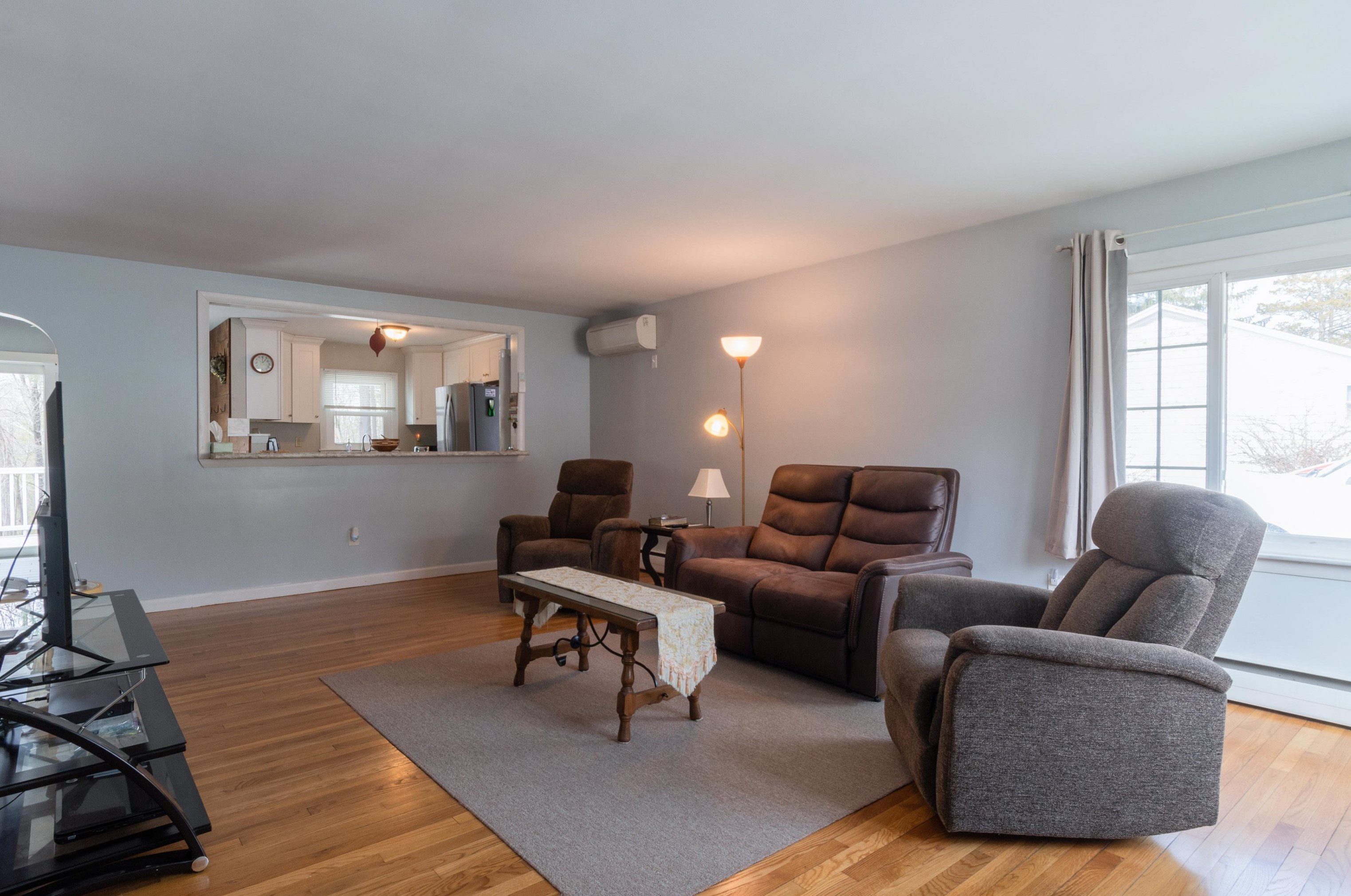 131 Huse Rd, Manchester NH  03103-3000 exterior