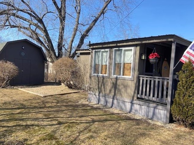 27 Mckee Dr, Concord NH  03301-7419 exterior