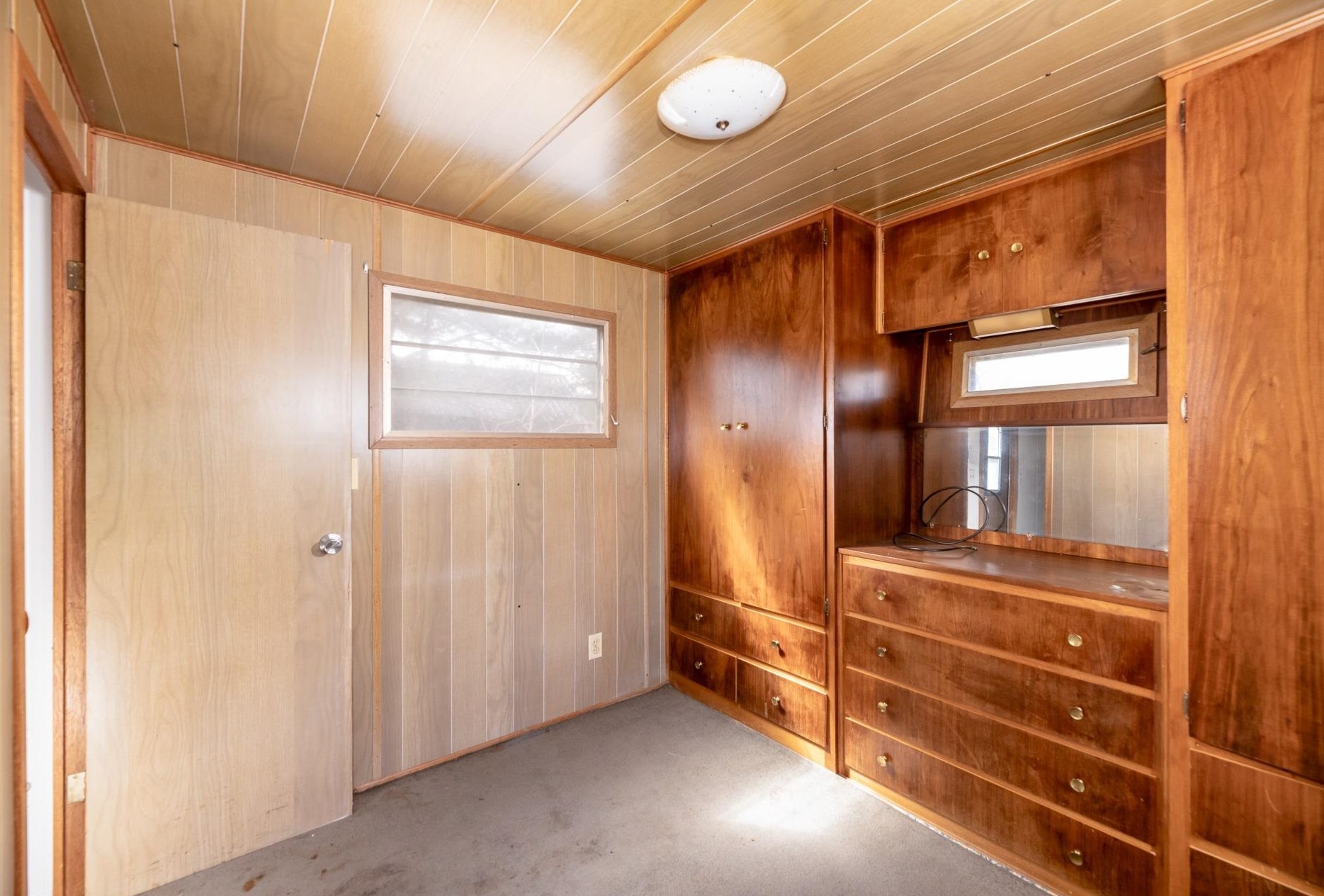 4 Circle Dr, Meredith NH  03253-6304 exterior