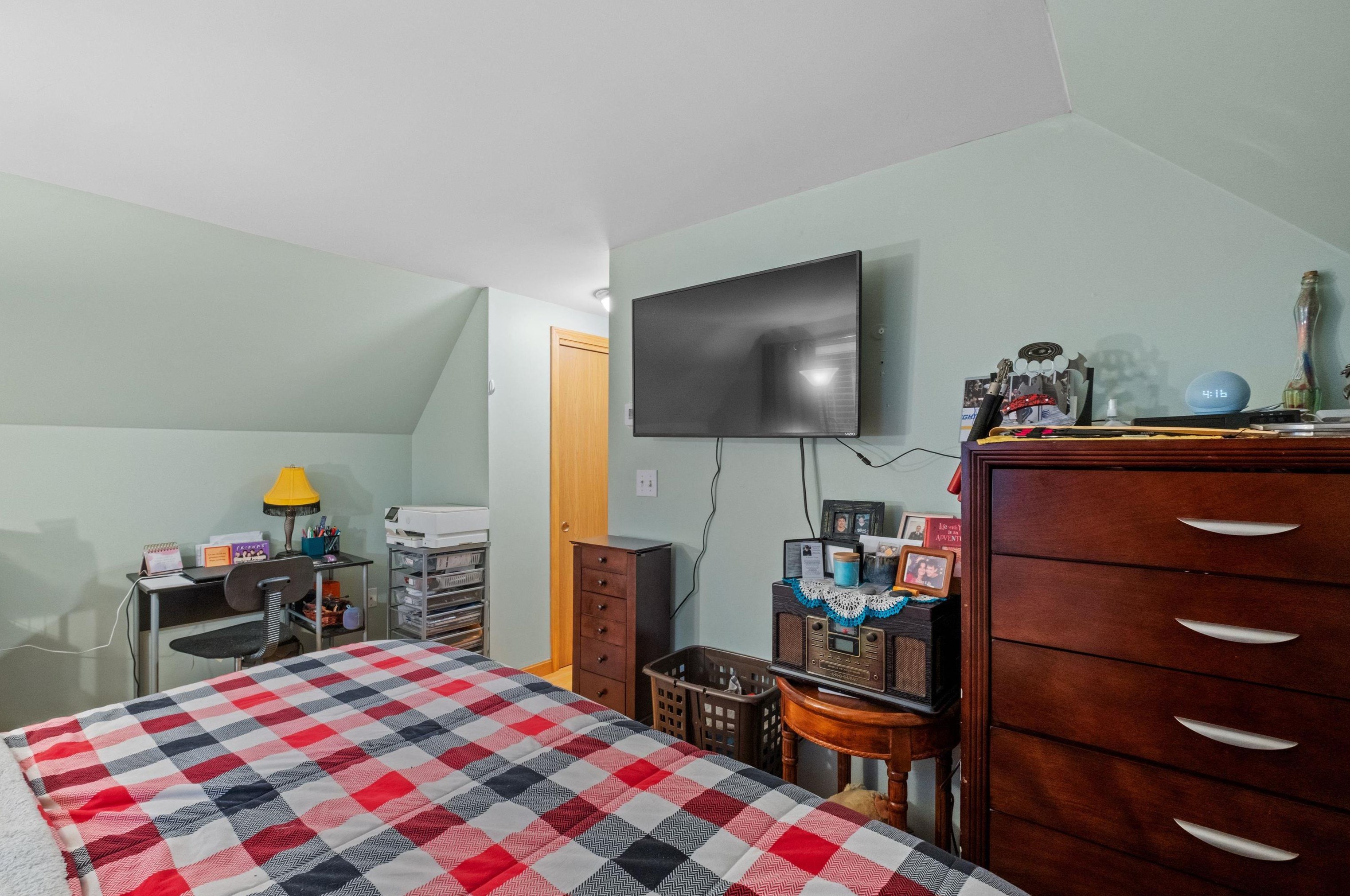 135 Worfield Cir, Bridgewater NH  03222-3052 exterior