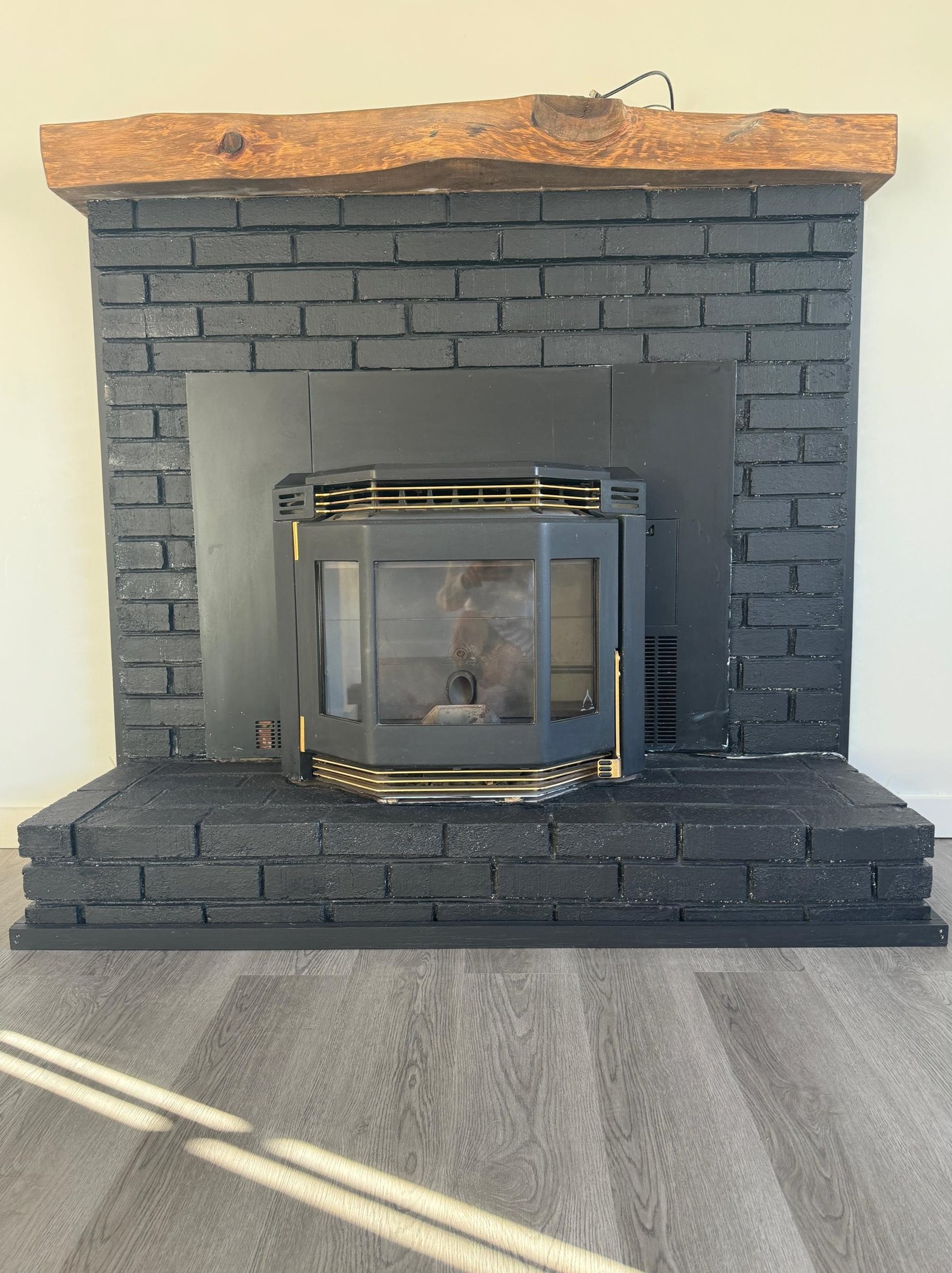 43 Salmon Falls Rd, Rochester NH  03868-8620 exterior