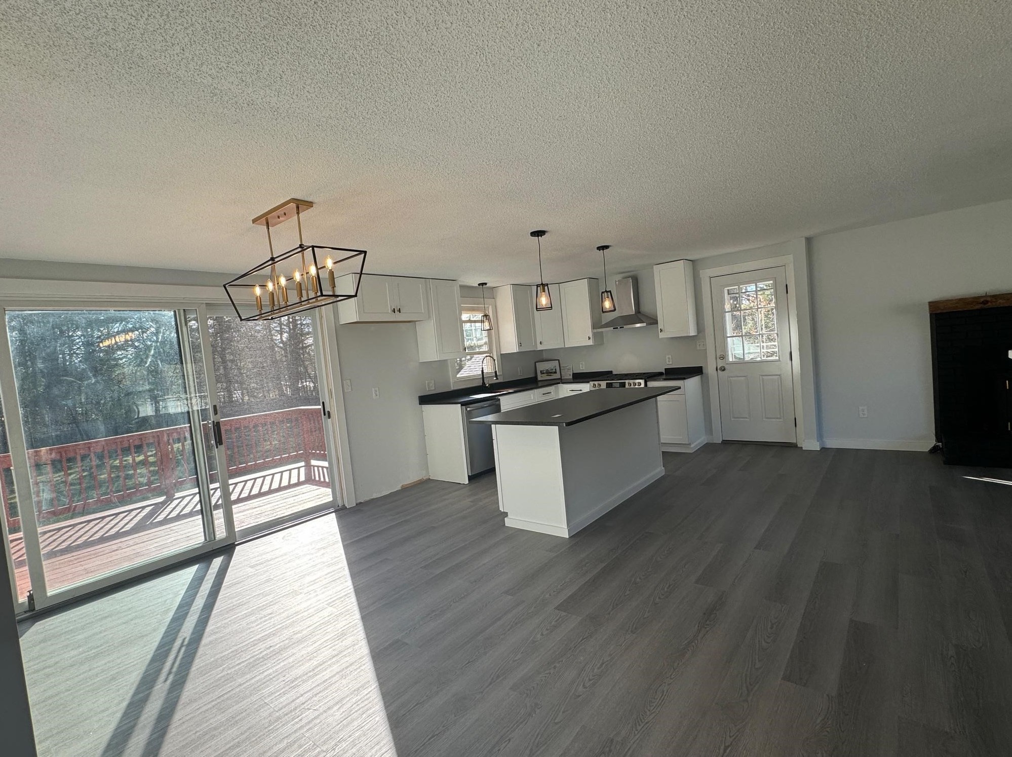 43 Salmon Falls Rd, Rochester NH  03868-8620 exterior