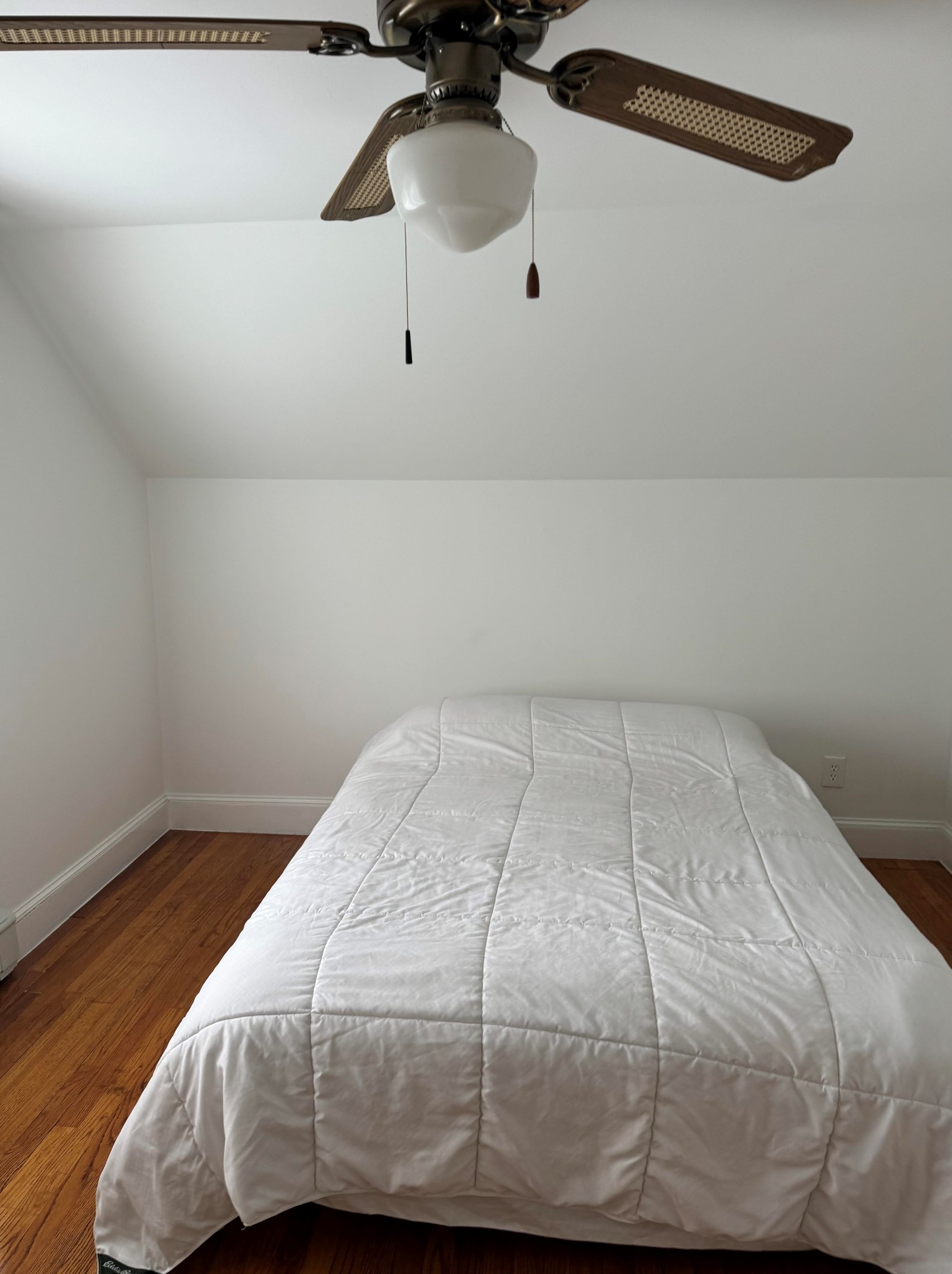 265 Dunbarton Rd, Manchester NH  03102-2596 exterior