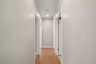 99 Foundry Pl, Portsmouth, NH 03801 - Photo 9