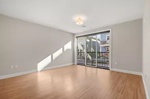 99 Foundry Pl, Portsmouth, NH 03801 - Photo 3