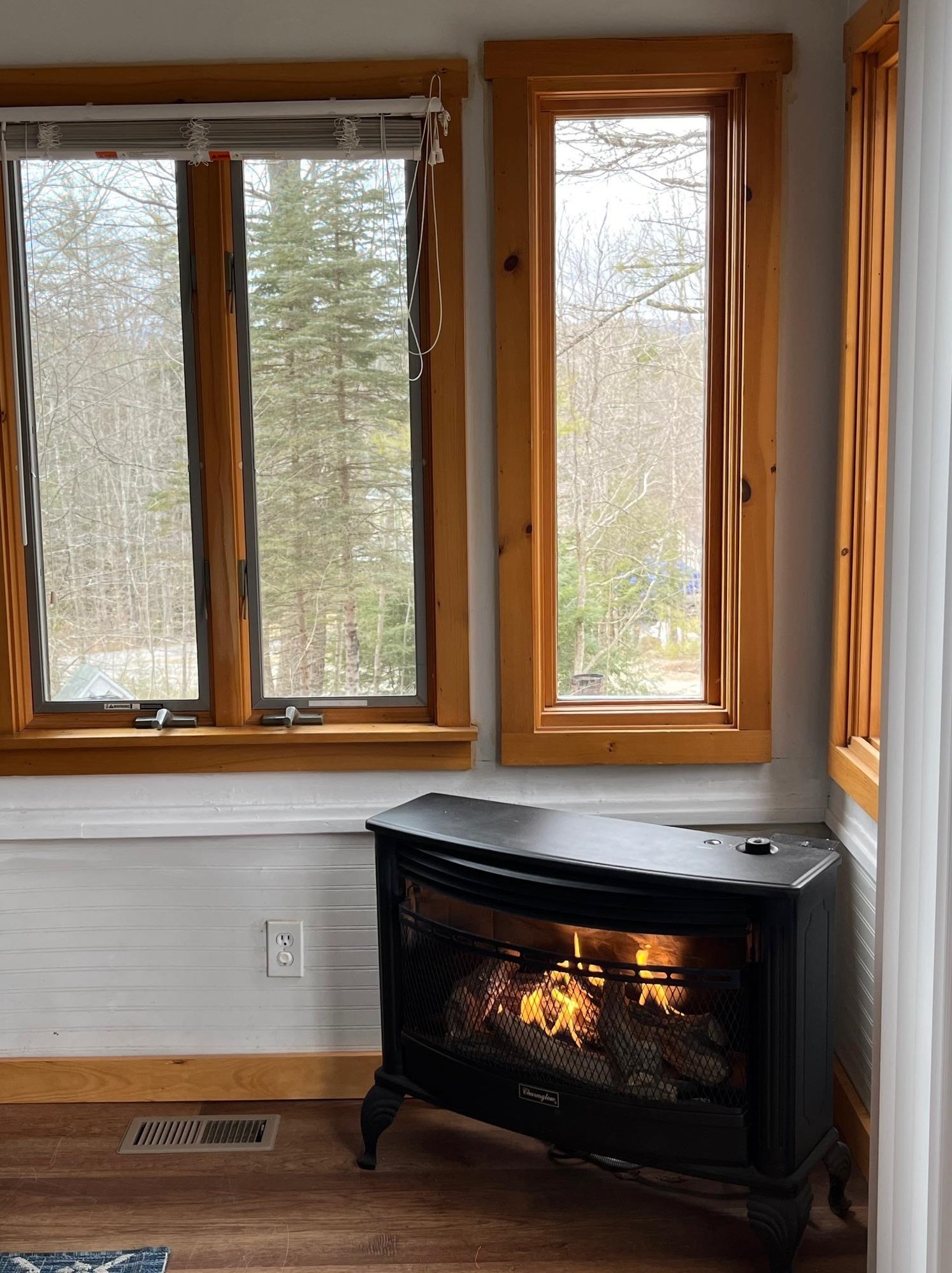 60 Castle Ln, Bridgewater NH 03222-3615 exterior