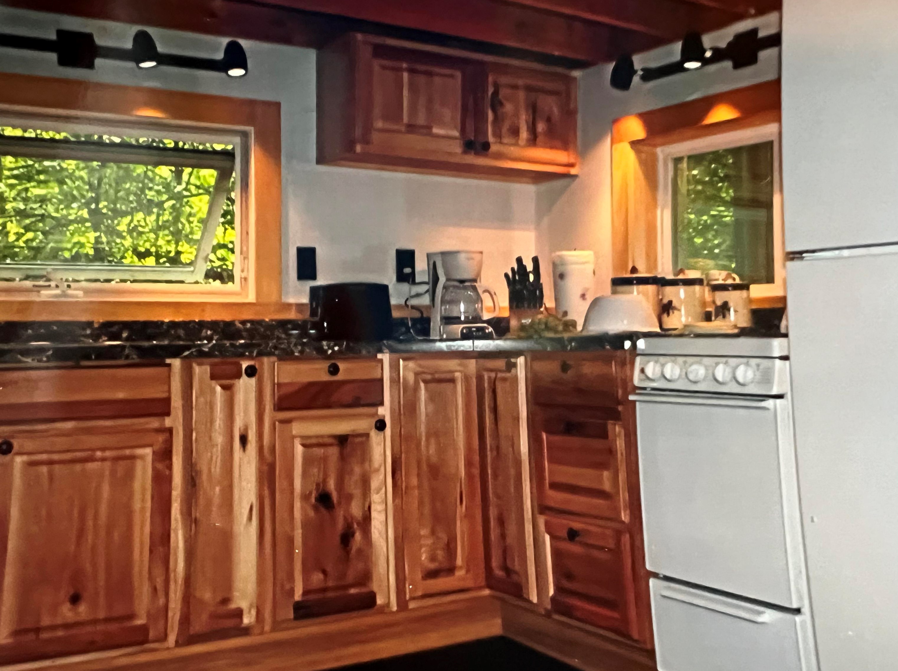 60 Castle Ln, Bridgewater NH 03222-3615 exterior