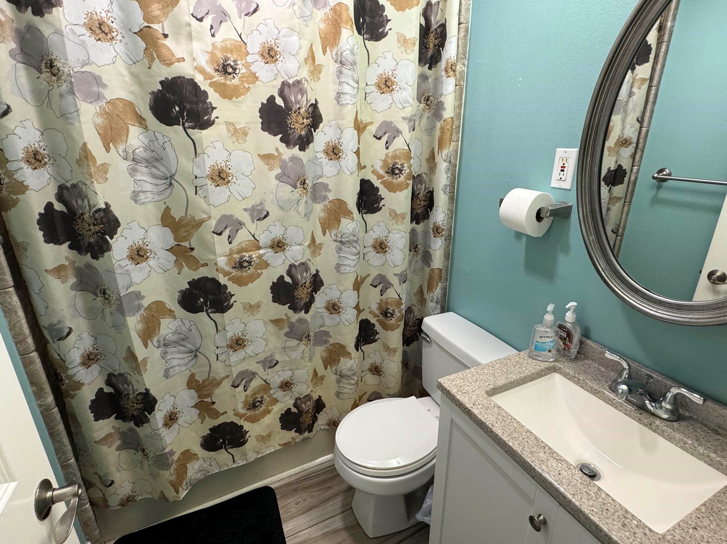 110 Westland Ave, Manchester NH  03103-7359 exterior