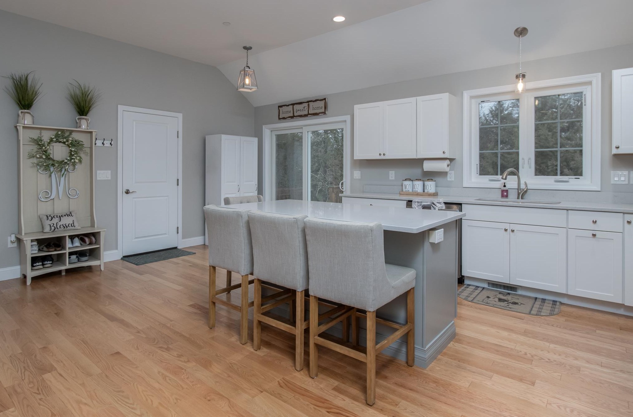 230 Lower Ridge Rd, Concord NH  03307-1509 exterior