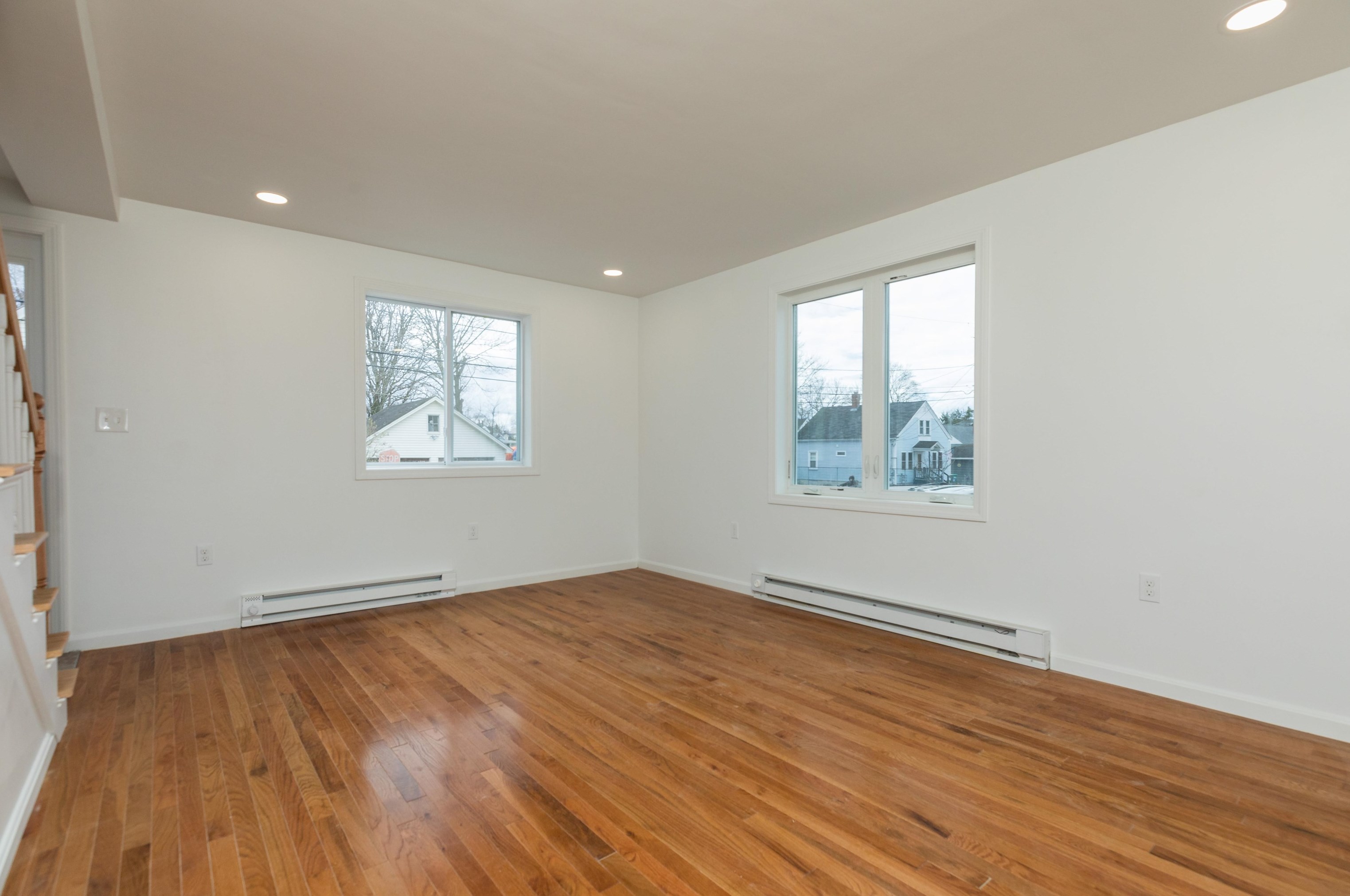 29 Jackson St, Rochester NH  03867-2207 exterior