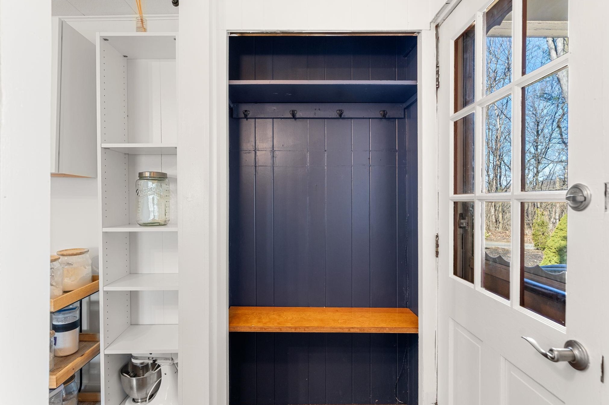 100 4th St, Dover NH  03820-2939 exterior