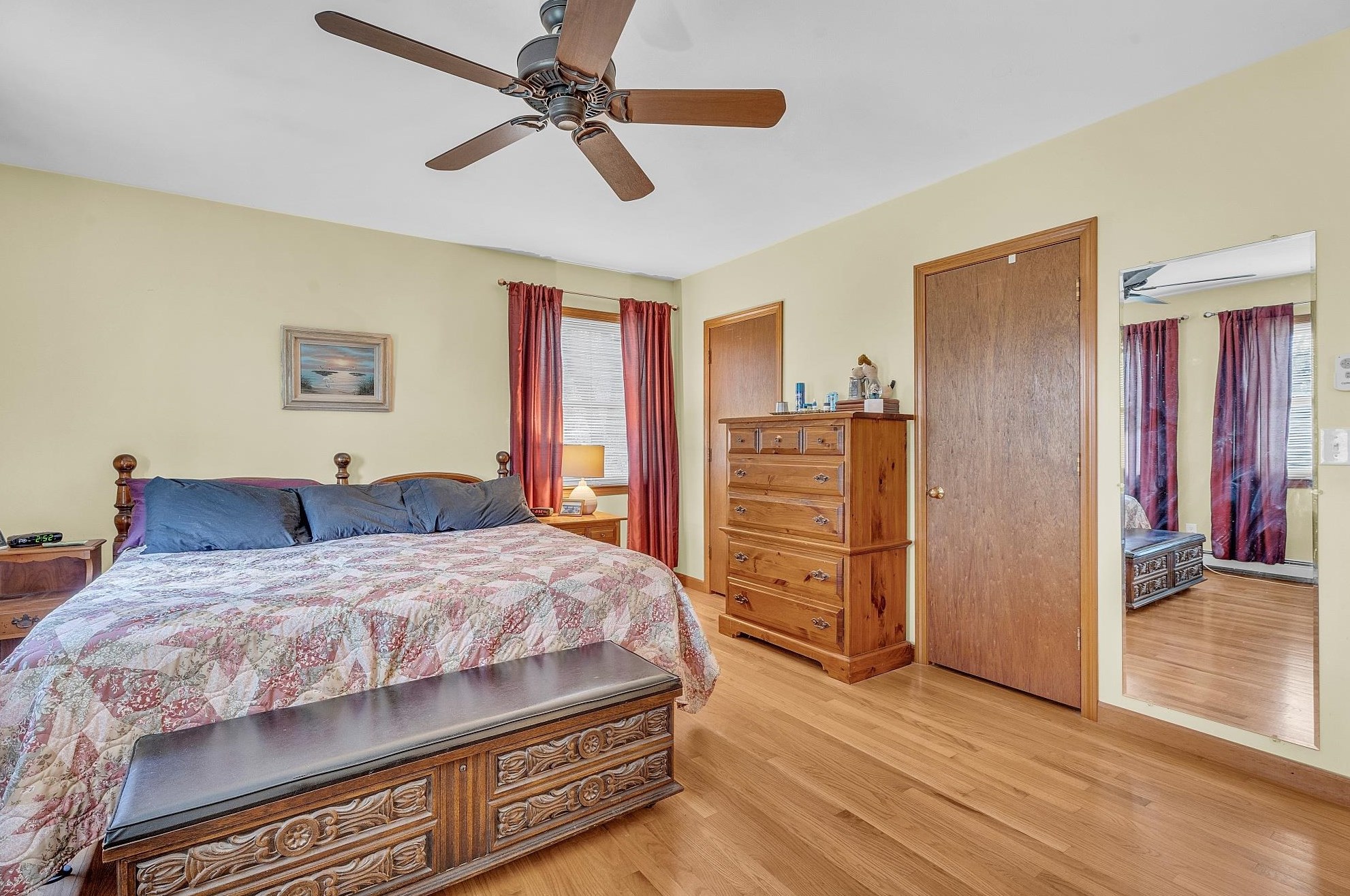 6 Bald Hl Rd, Newmarket NH  03857-2135 exterior