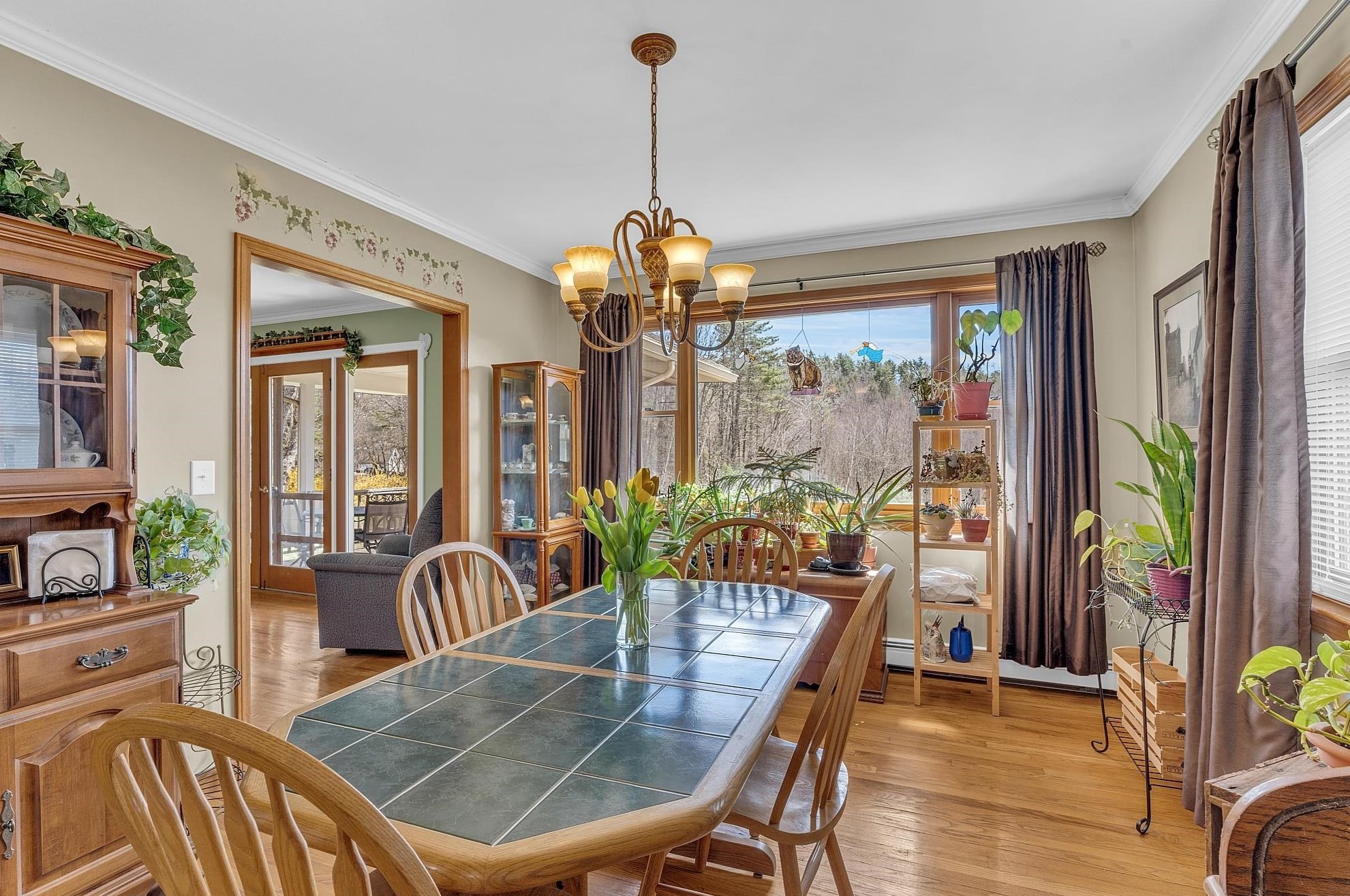 6 Bald Hl Rd, Newmarket NH  03857-2135 exterior