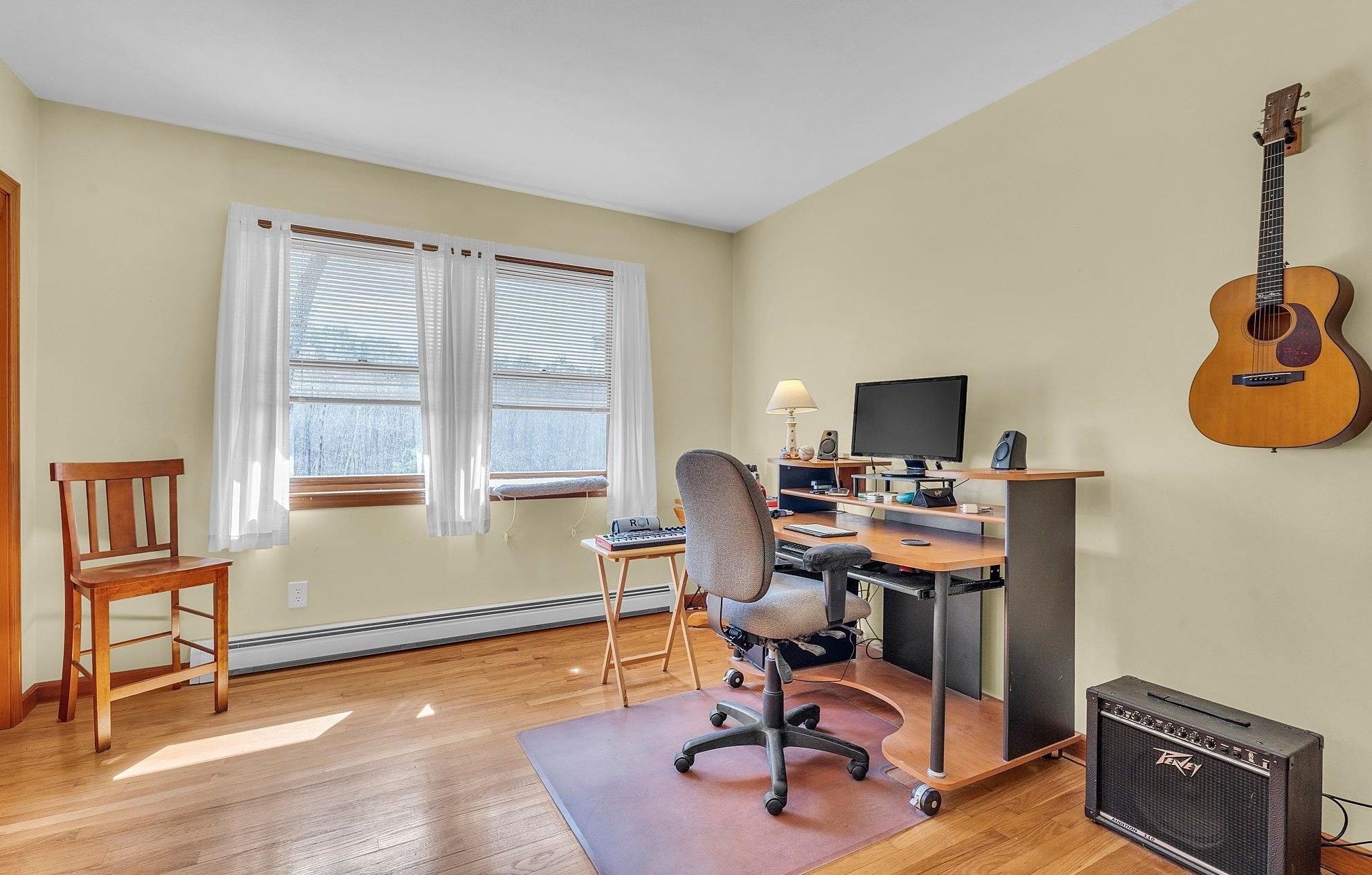 6 Bald Hl Rd, Newmarket NH  03857-2135 exterior