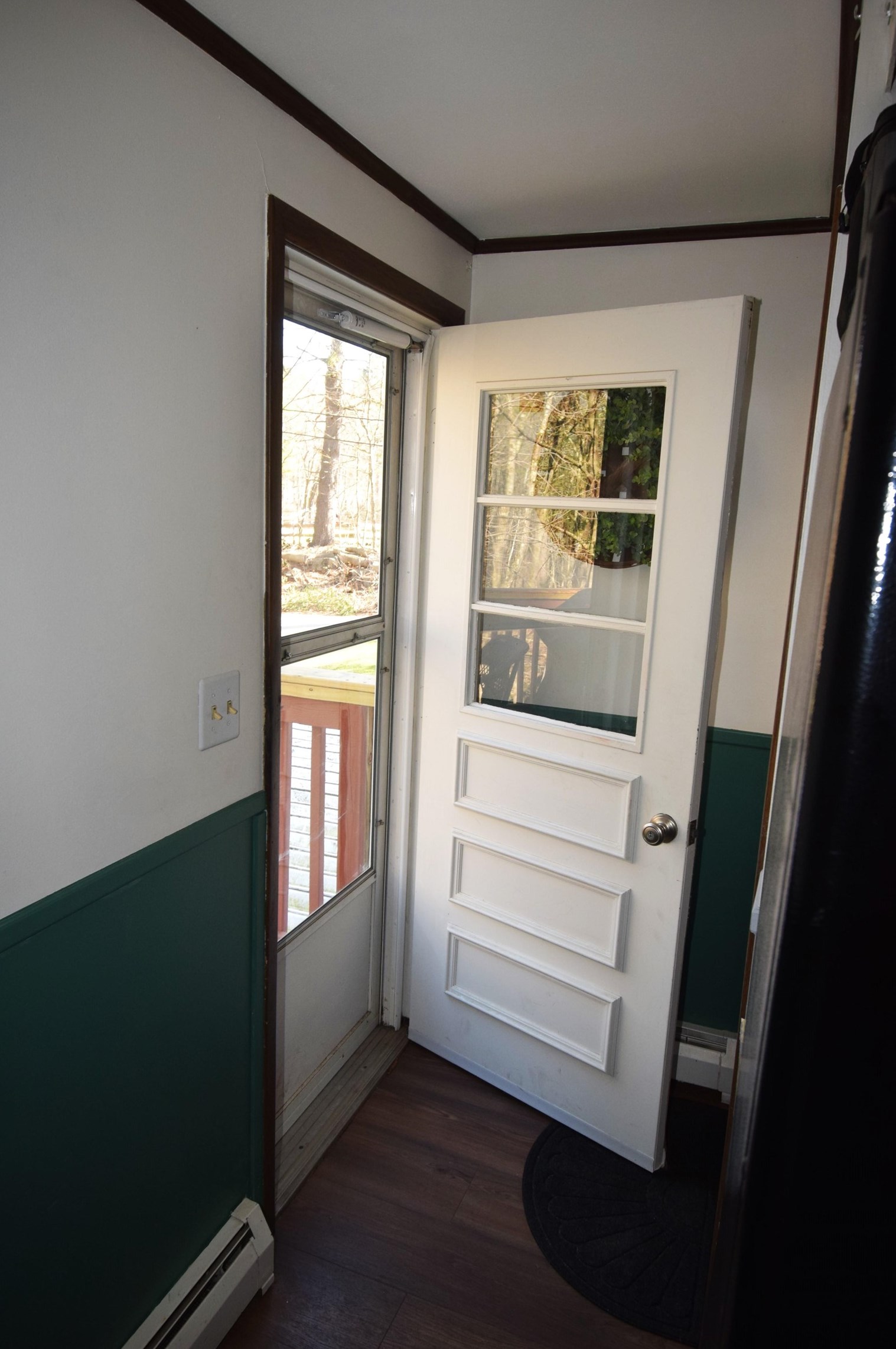2 Bartlett St, Newton NH  03858-3505 exterior