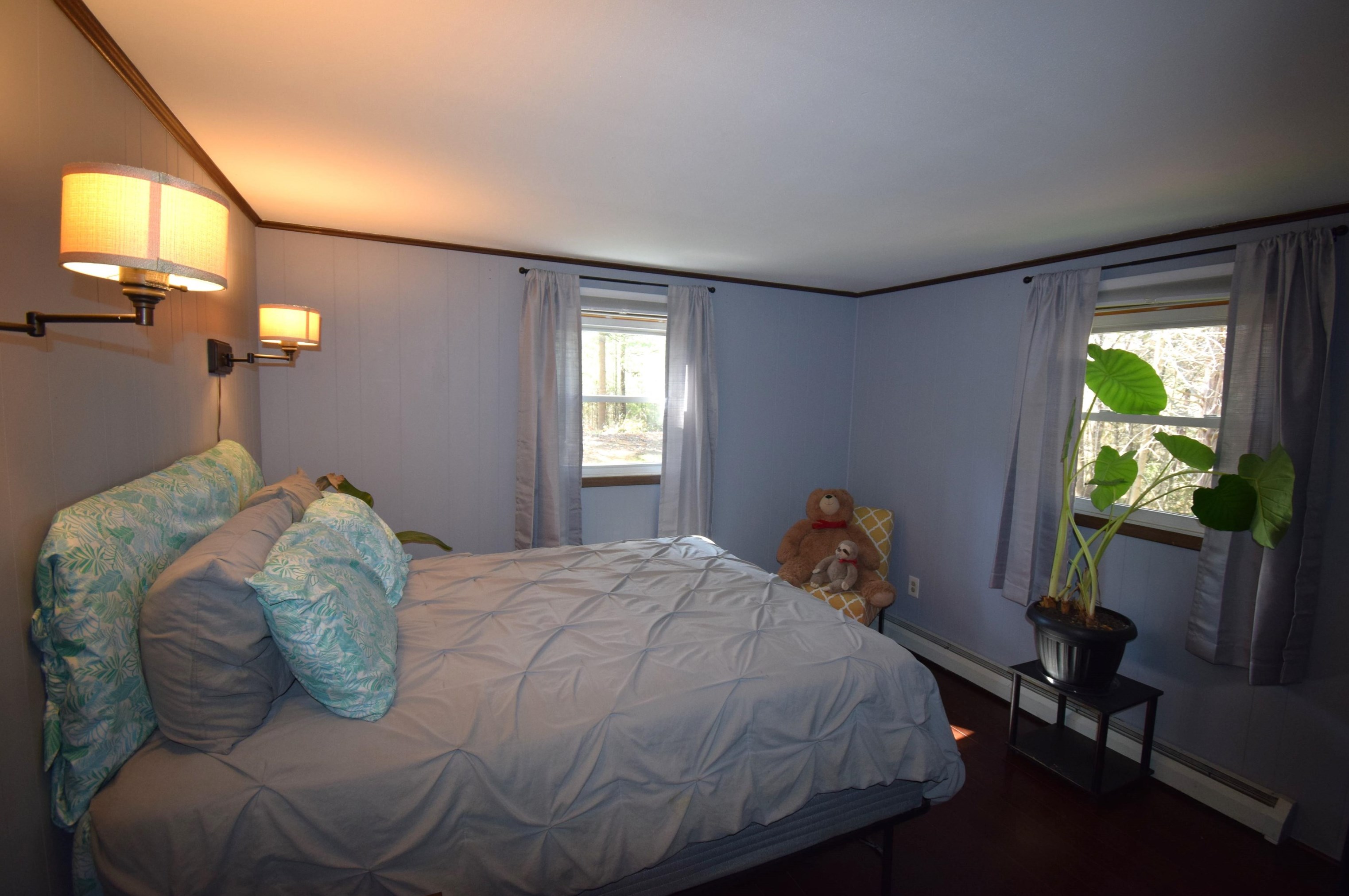 2 Bartlett St, Newton NH  03858-3505 exterior