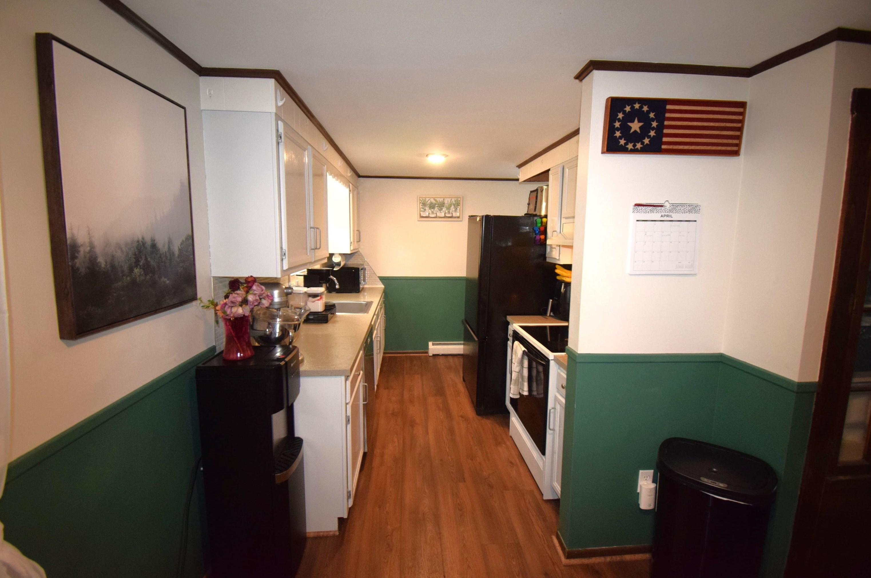 2 Bartlett St, Newton NH  03858-3505 exterior