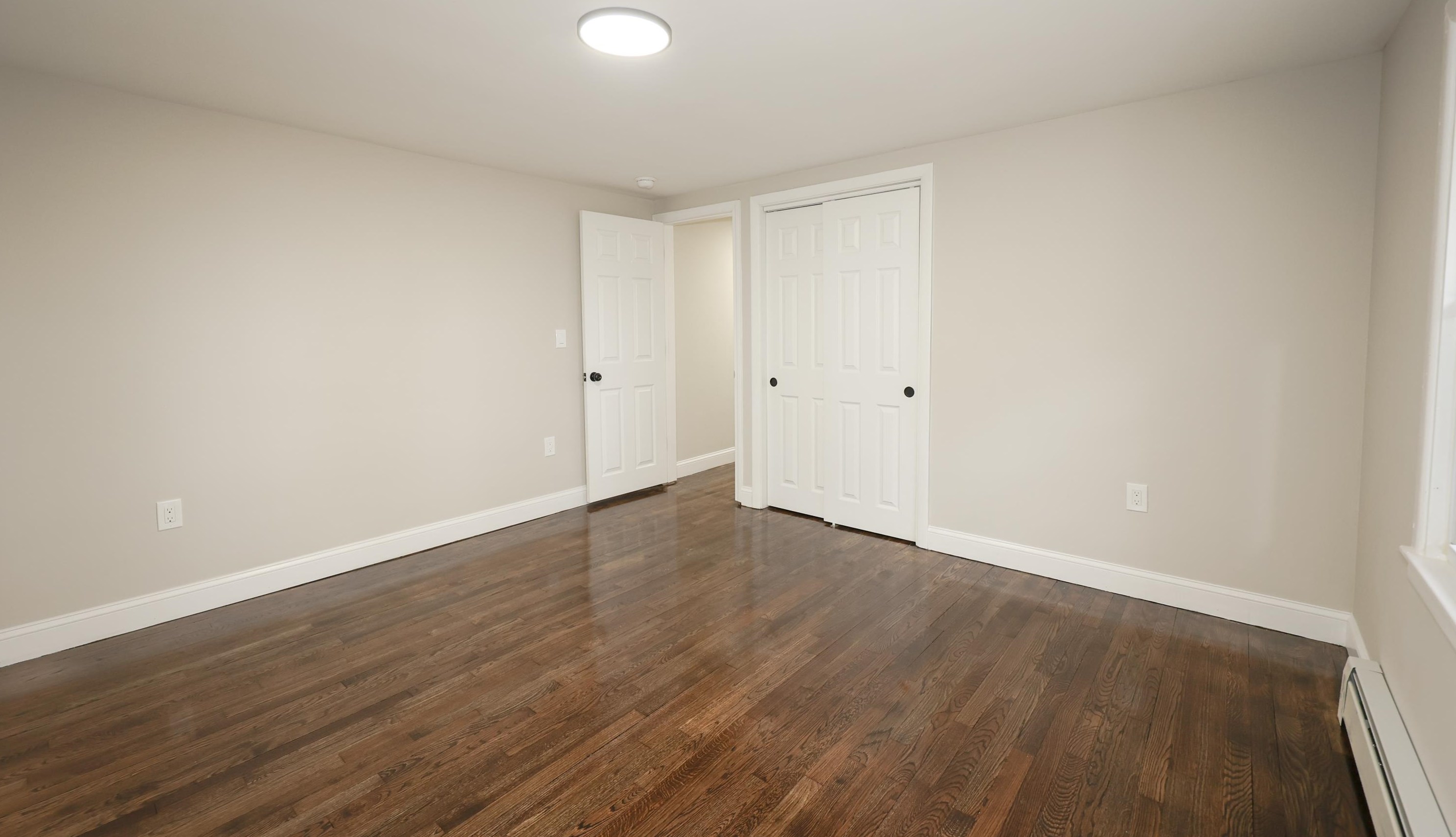 18 Whitehall Rd, Manchester NH  03106-1923 exterior