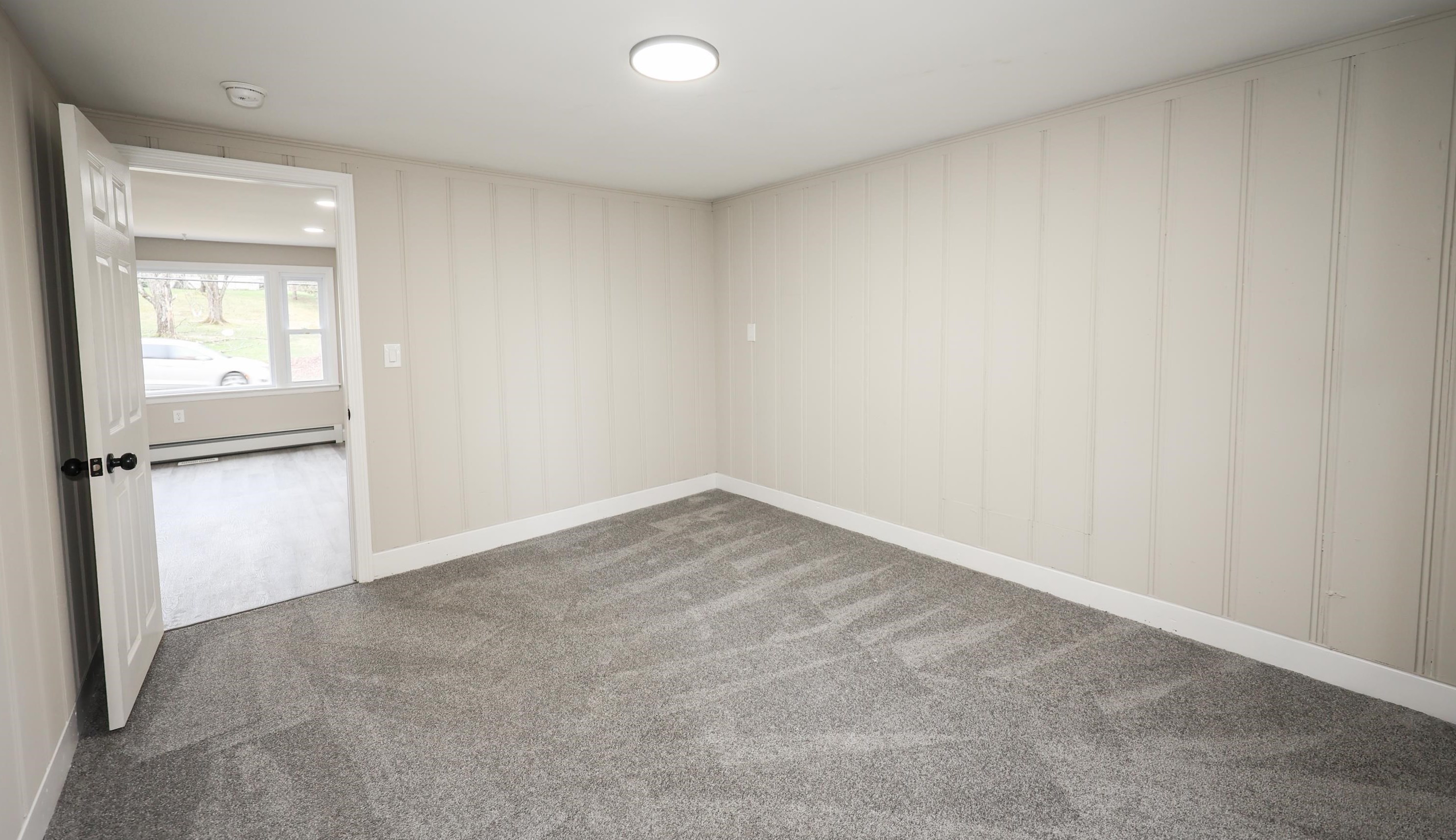 18 Whitehall Rd, Manchester NH  03106-1923 exterior