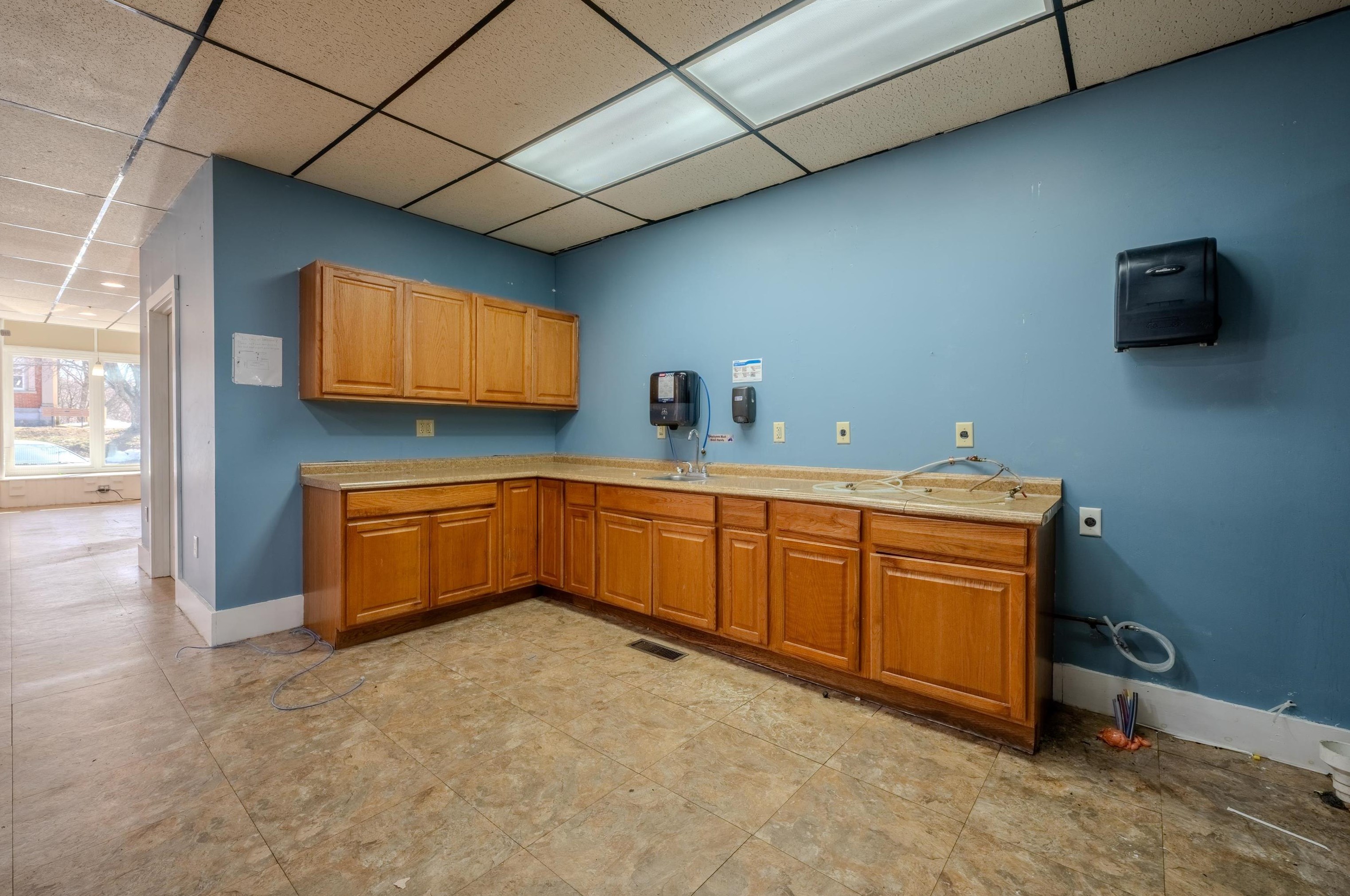 44 Main St, Pittsfield NH 03263-3708 exterior