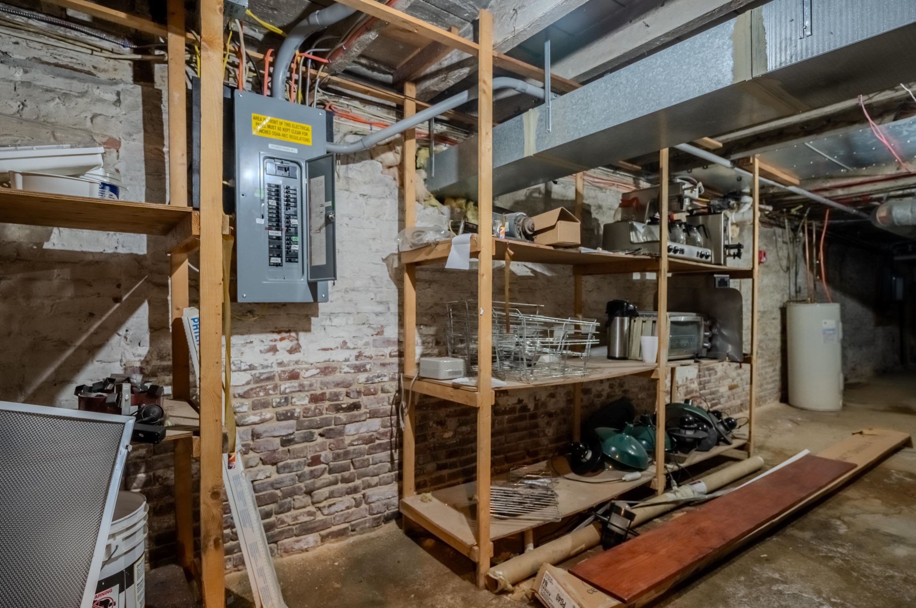 44 Main St, Pittsfield NH 03263-3708 exterior