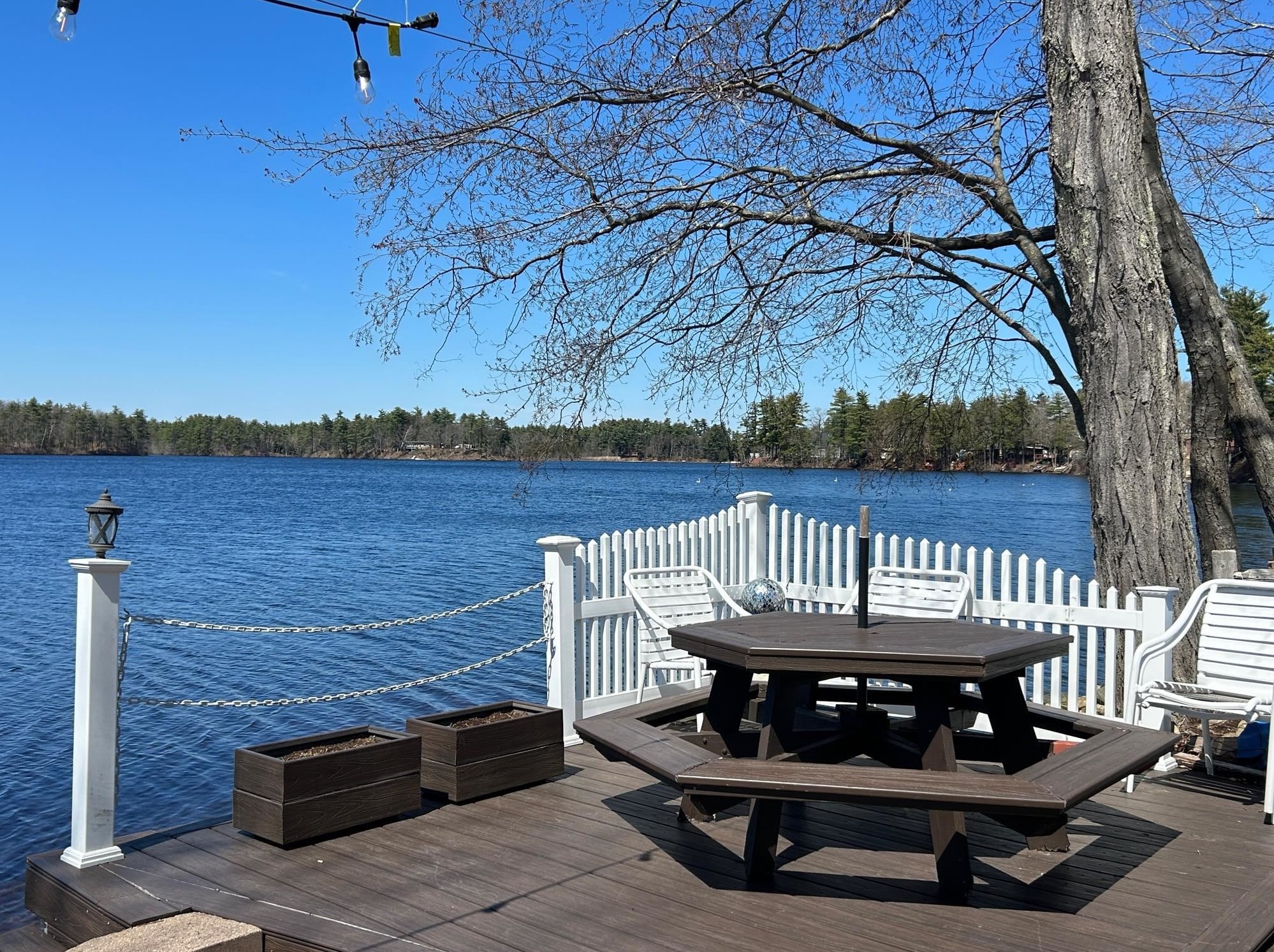 25 Wenmarks Rd, Newton NH 03858-3321 exterior