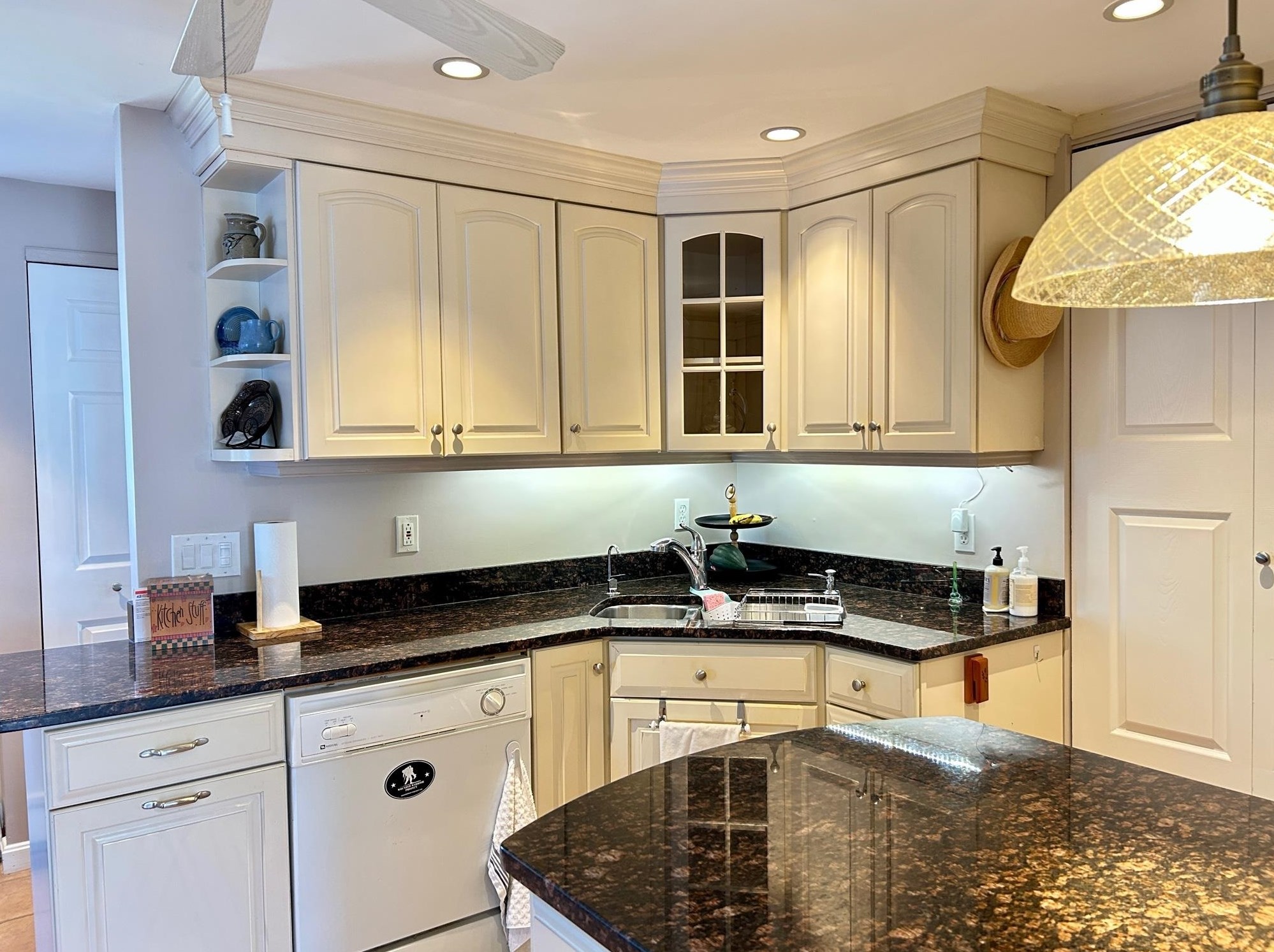 25 Wenmarks Rd, Newton NH 03858-3321 exterior