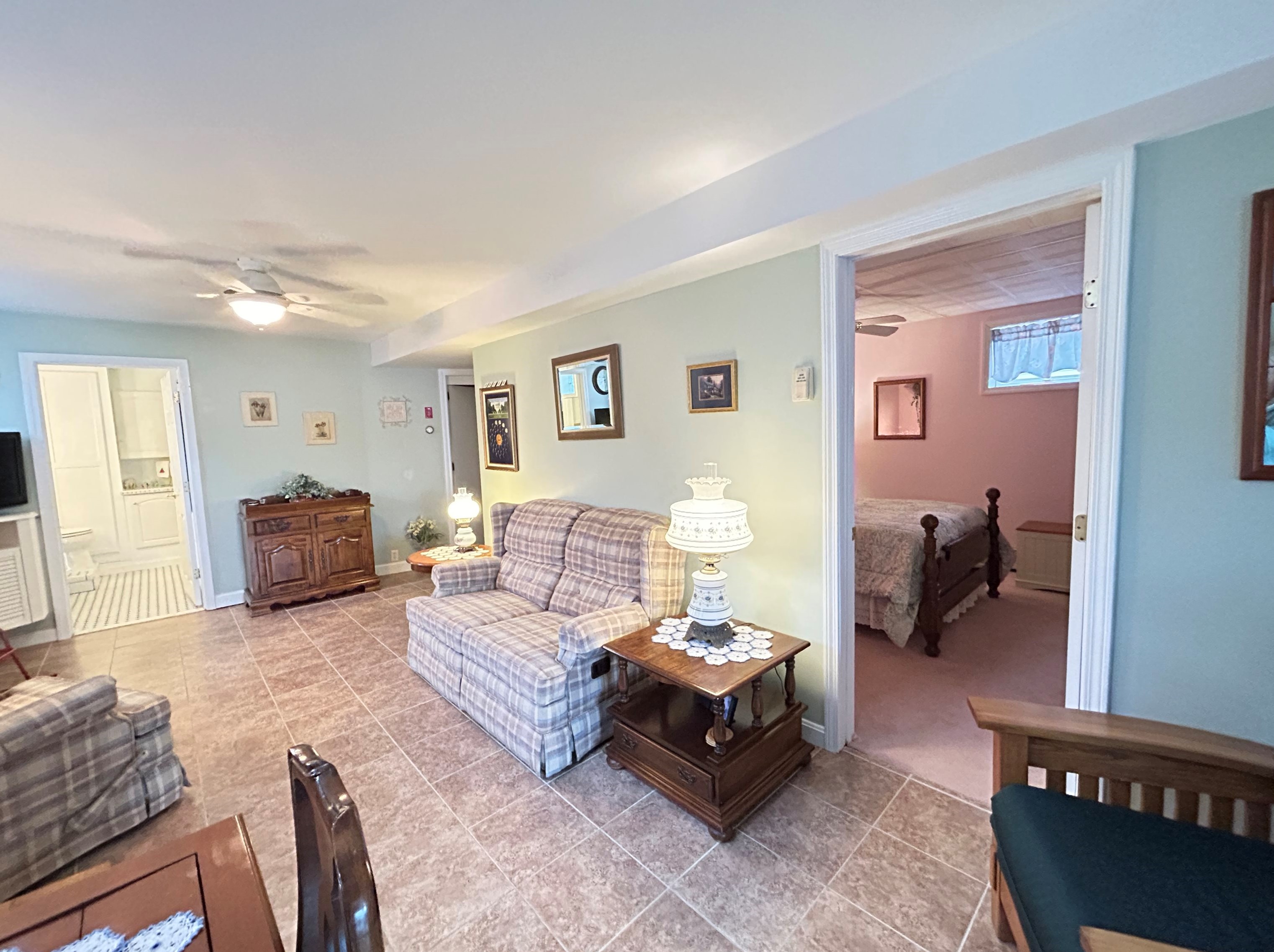 25 Wenmarks Rd, Newton NH 03858-3321 exterior