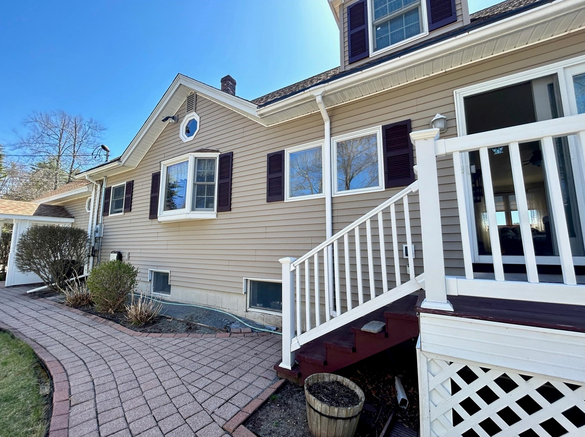 25 Wenmarks Rd, Newton NH 03858-3321 exterior