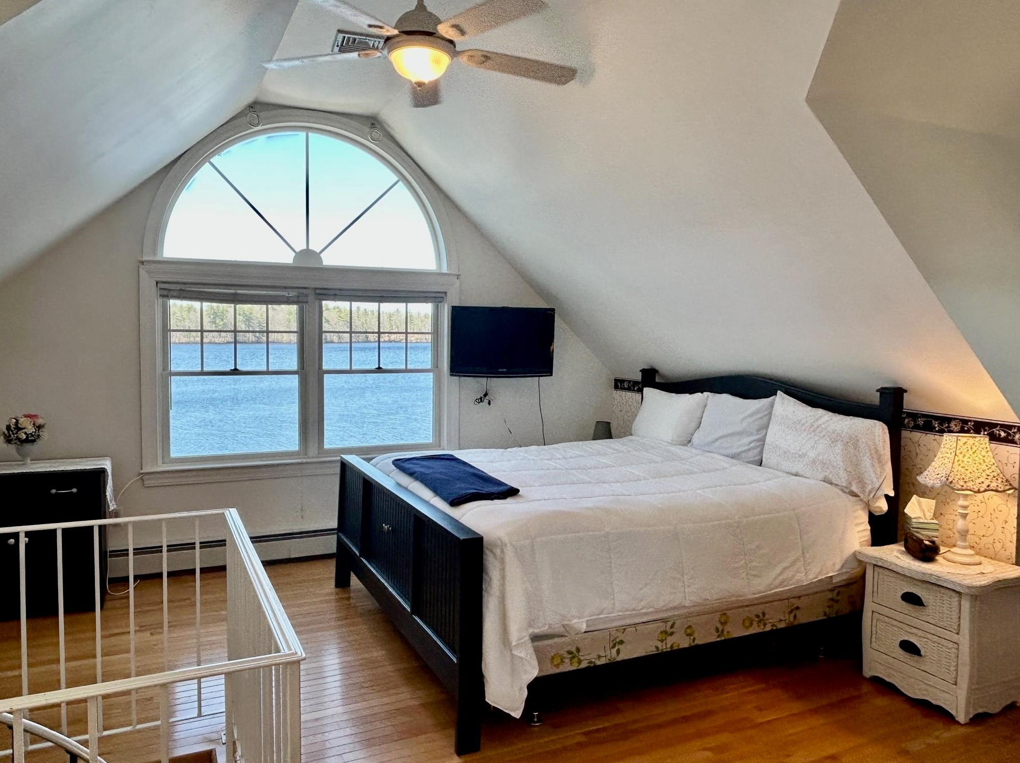 25 Wenmarks Rd, Newton NH 03858-3321 exterior