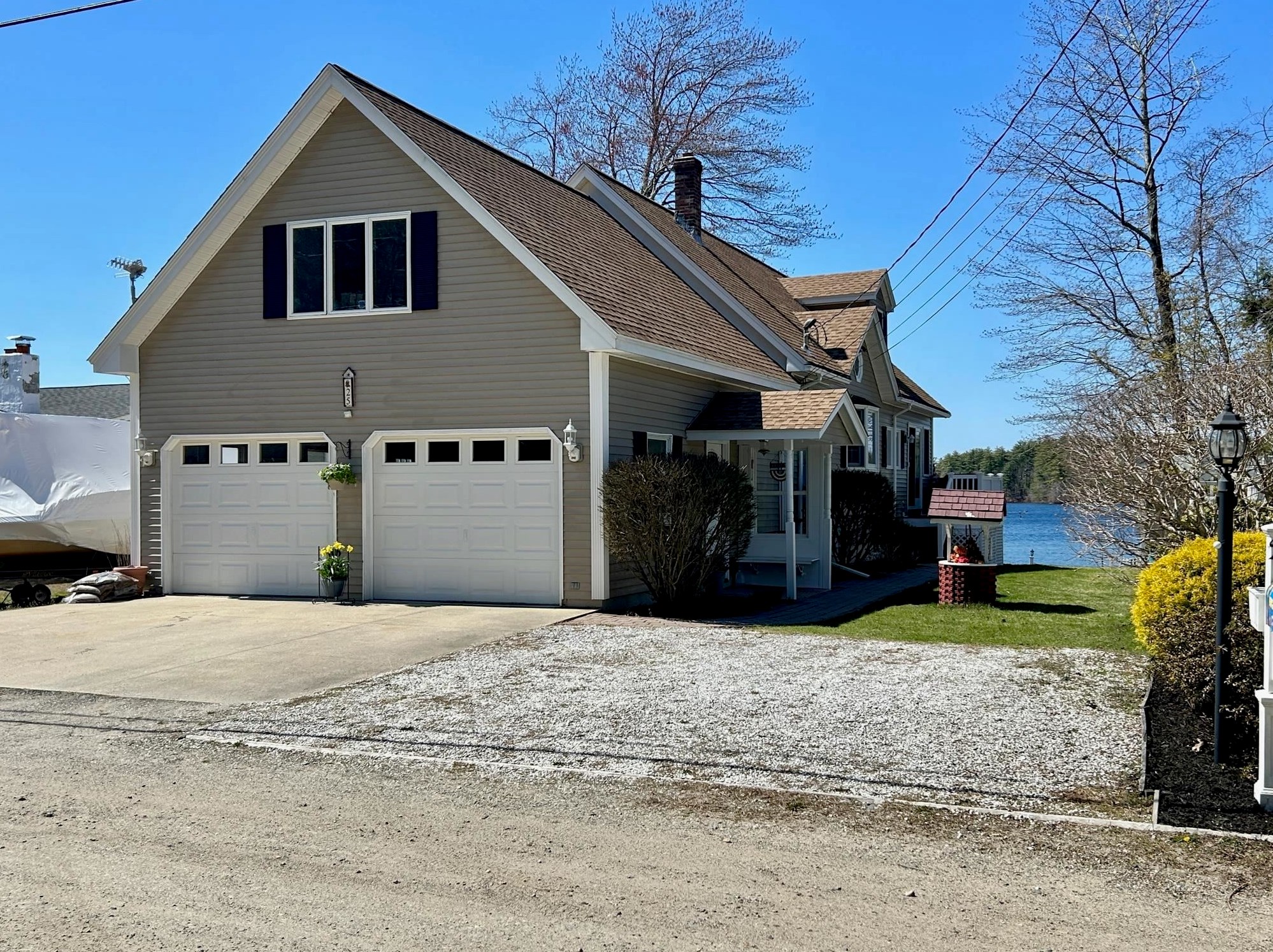 25 Wenmarks Rd, Newton NH 03858-3321 exterior