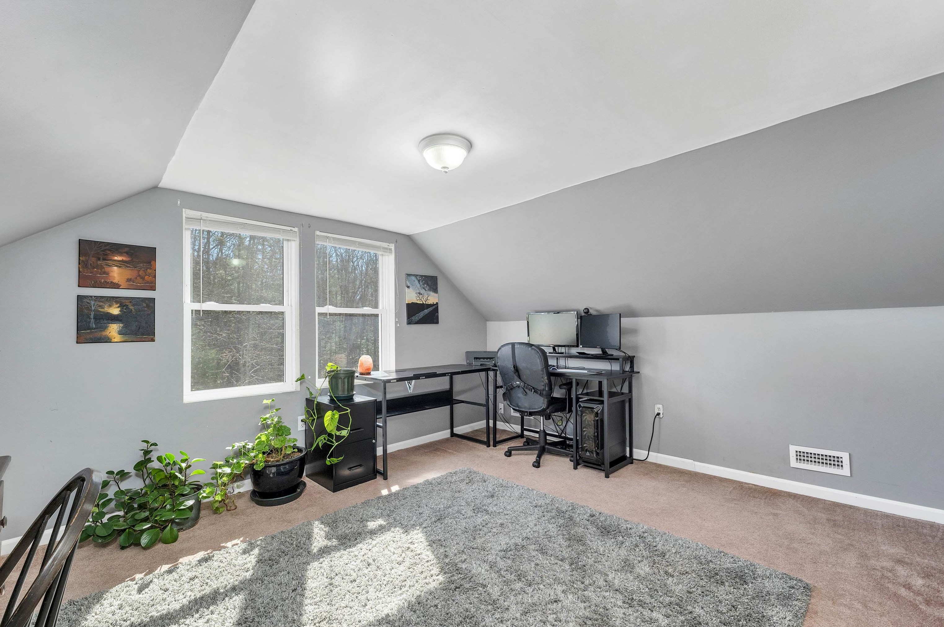 595 Beard Rd, Hillsboro NH  03244-4700 exterior