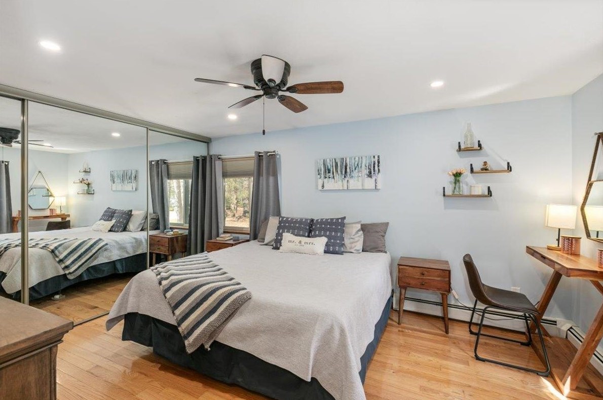 25 Boulder Dr, Danville NH  03819-3015 exterior