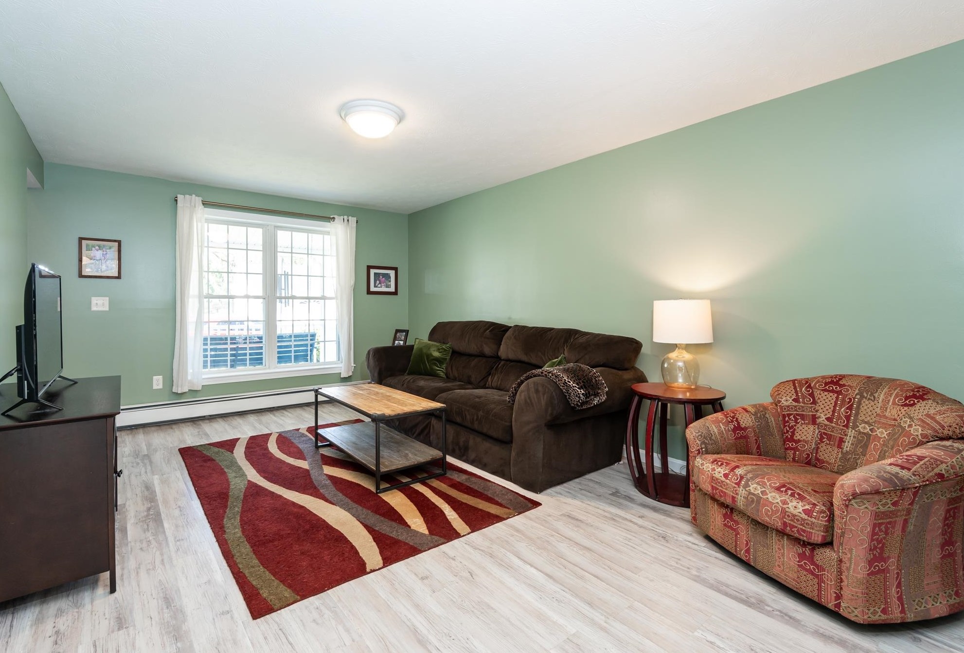 78 Pasture Dr, Manchester NH  03102-4958 exterior