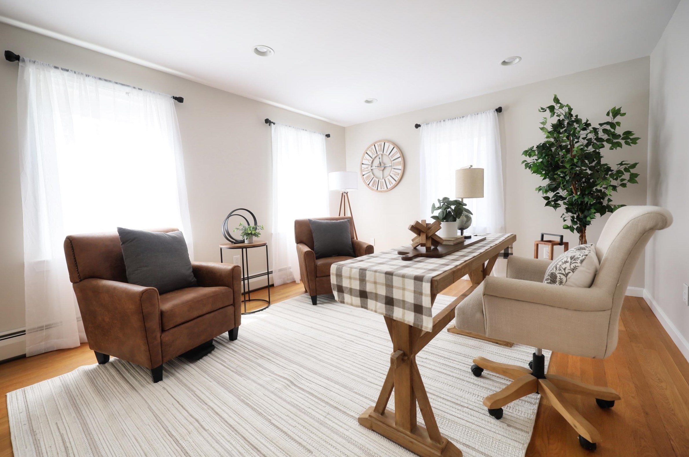 4 Mtn Vw Dr, Merrimack NH 03054-2316 exterior