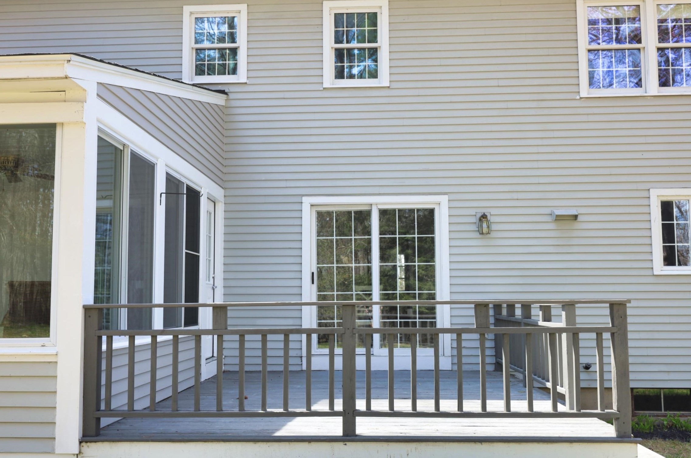 4 Mtn Vw Dr, Merrimack NH 03054-2316 exterior